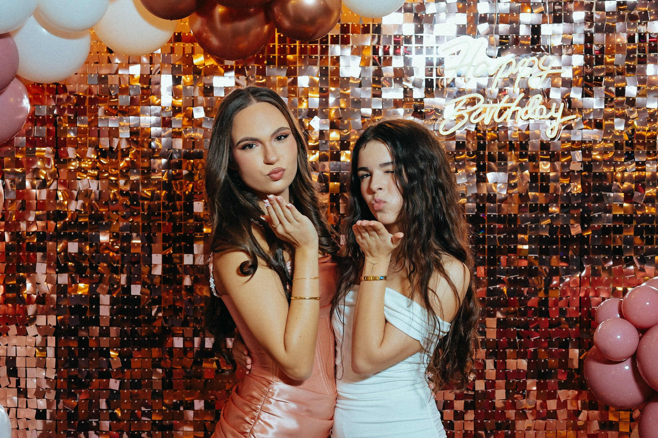 Karina (majorat). Fotograf de familie și evenimente