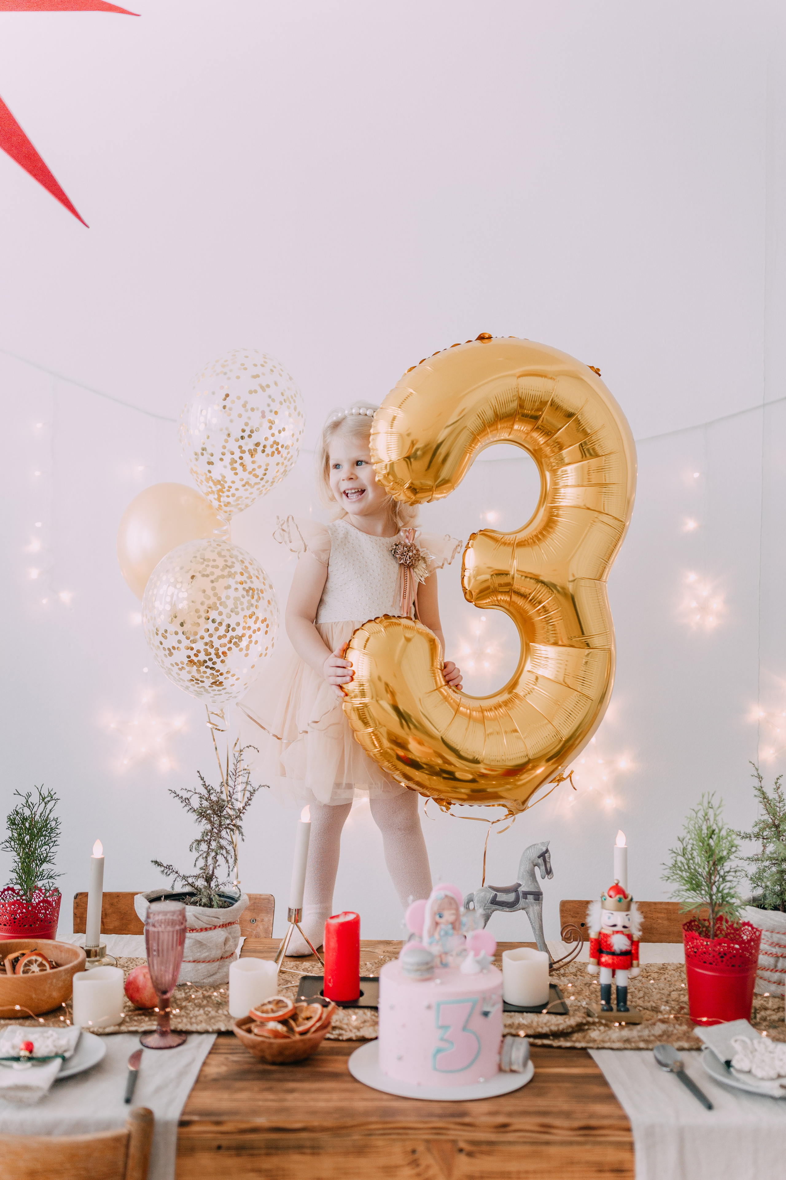 Varvara 3 years old. Photographer Rouen, France