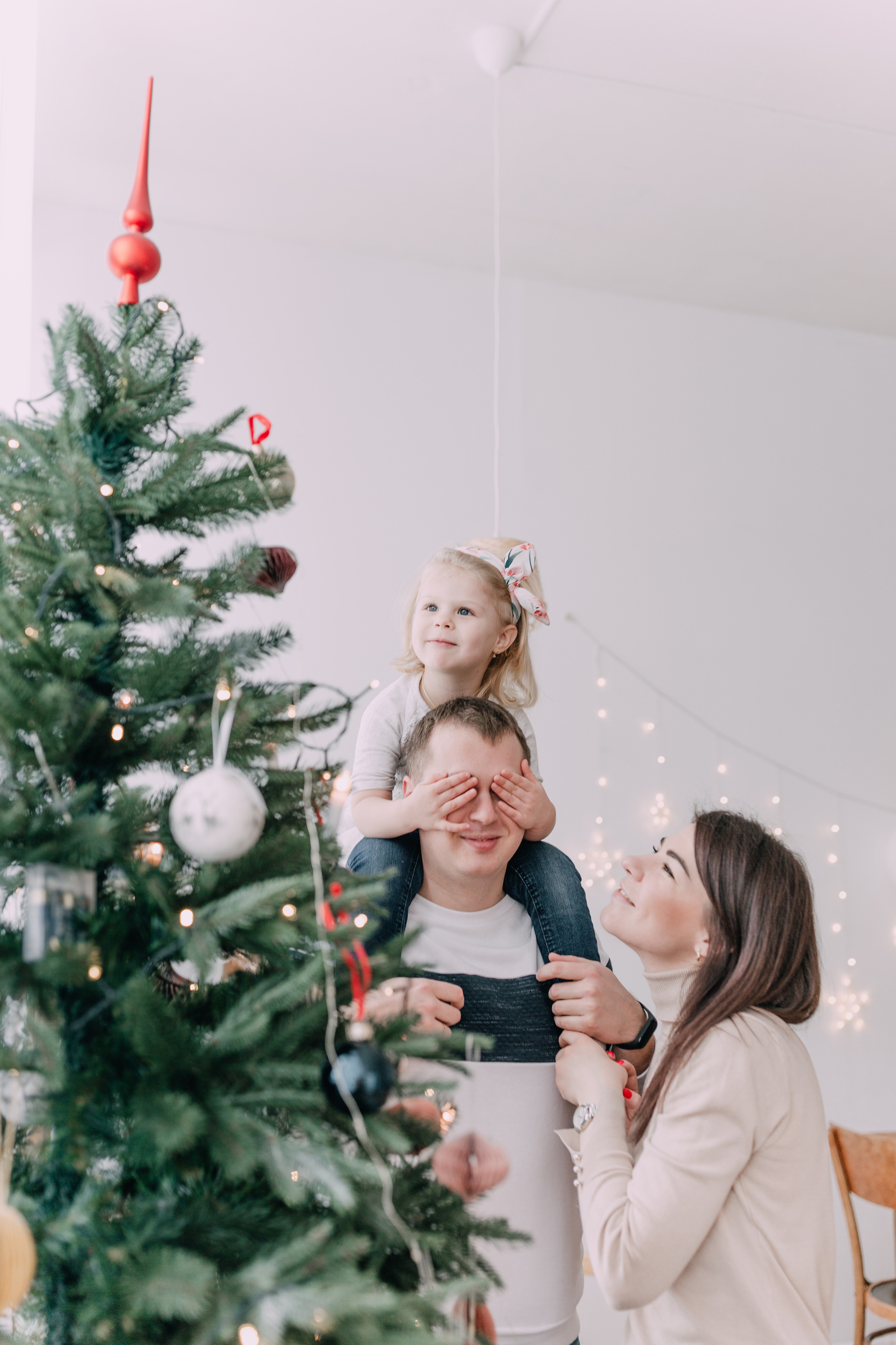 Varvara 3 years old. Photographer Rouen, France