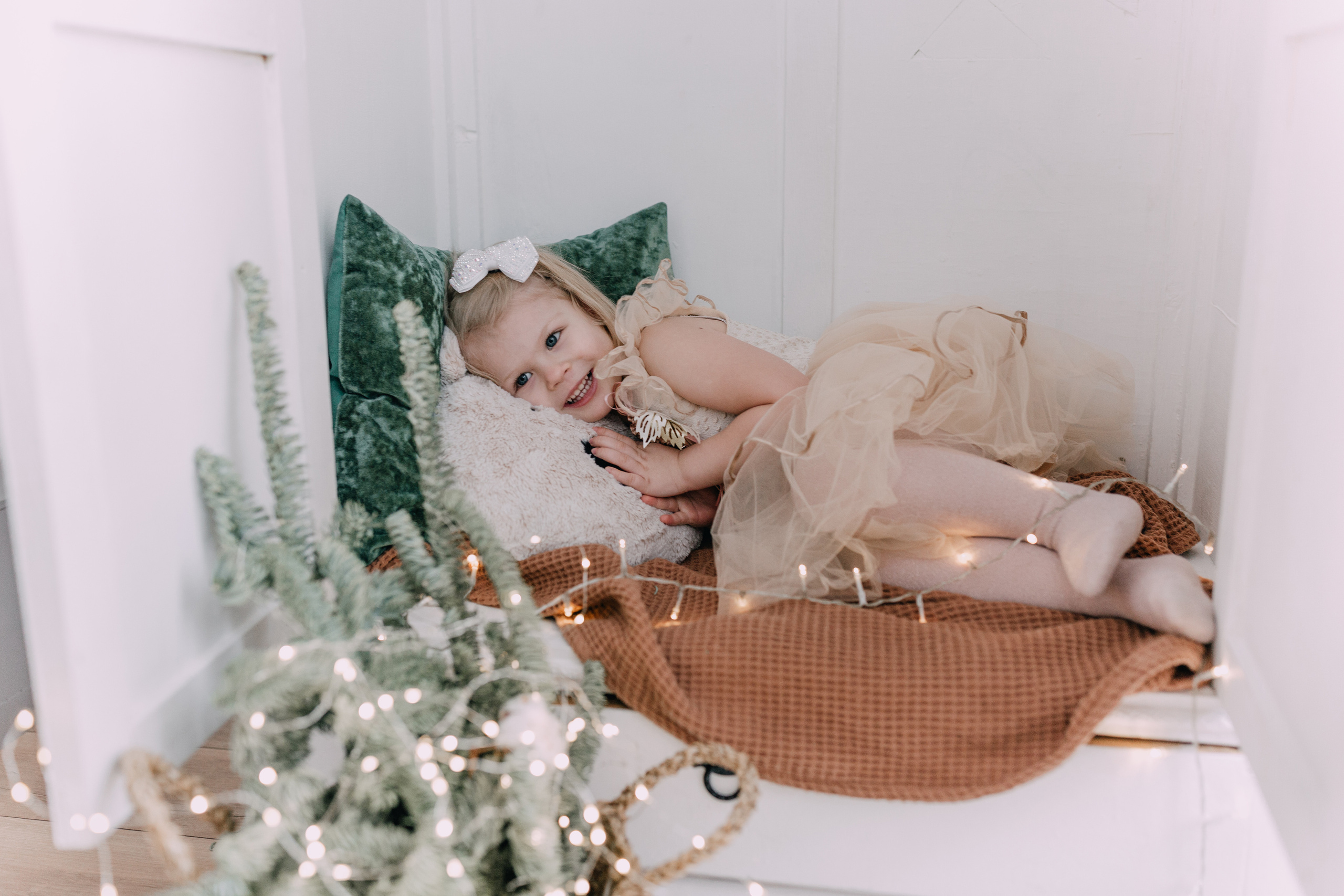 Varvara 3 years old. Photographer Rouen, France