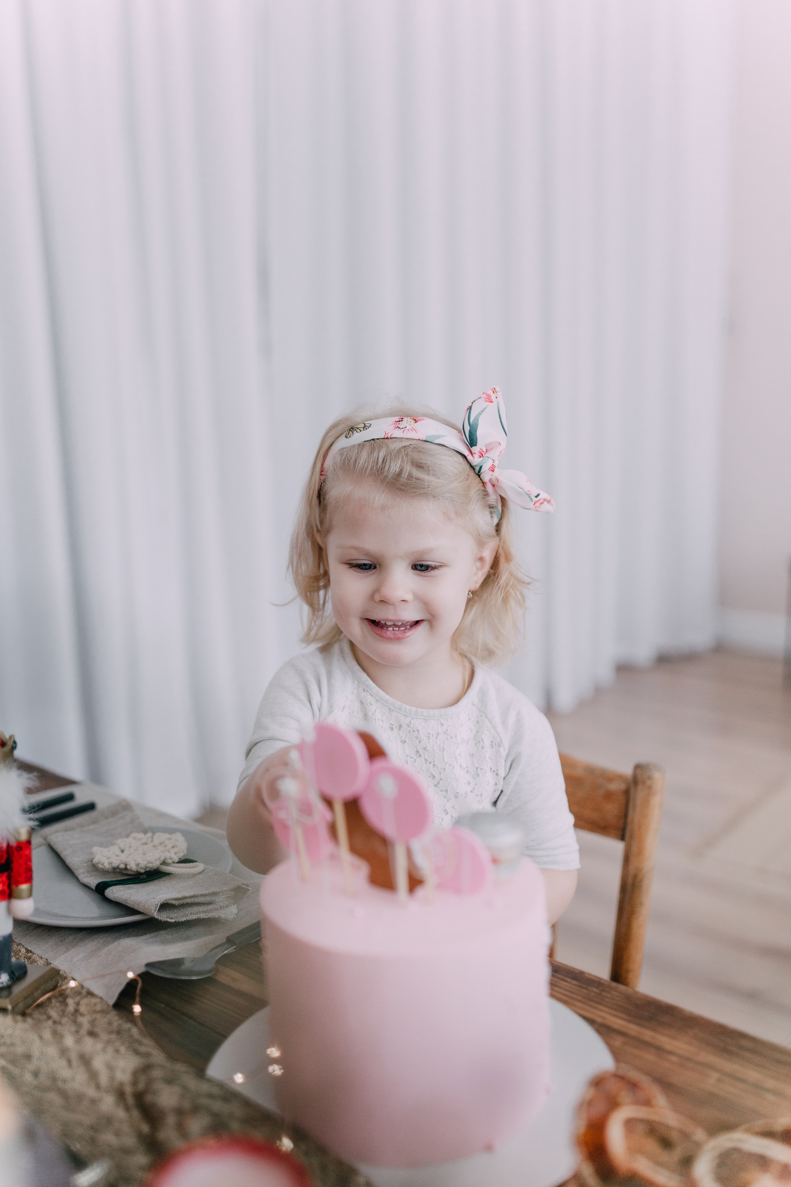 Varvara 3 years old. Photographer Rouen, France