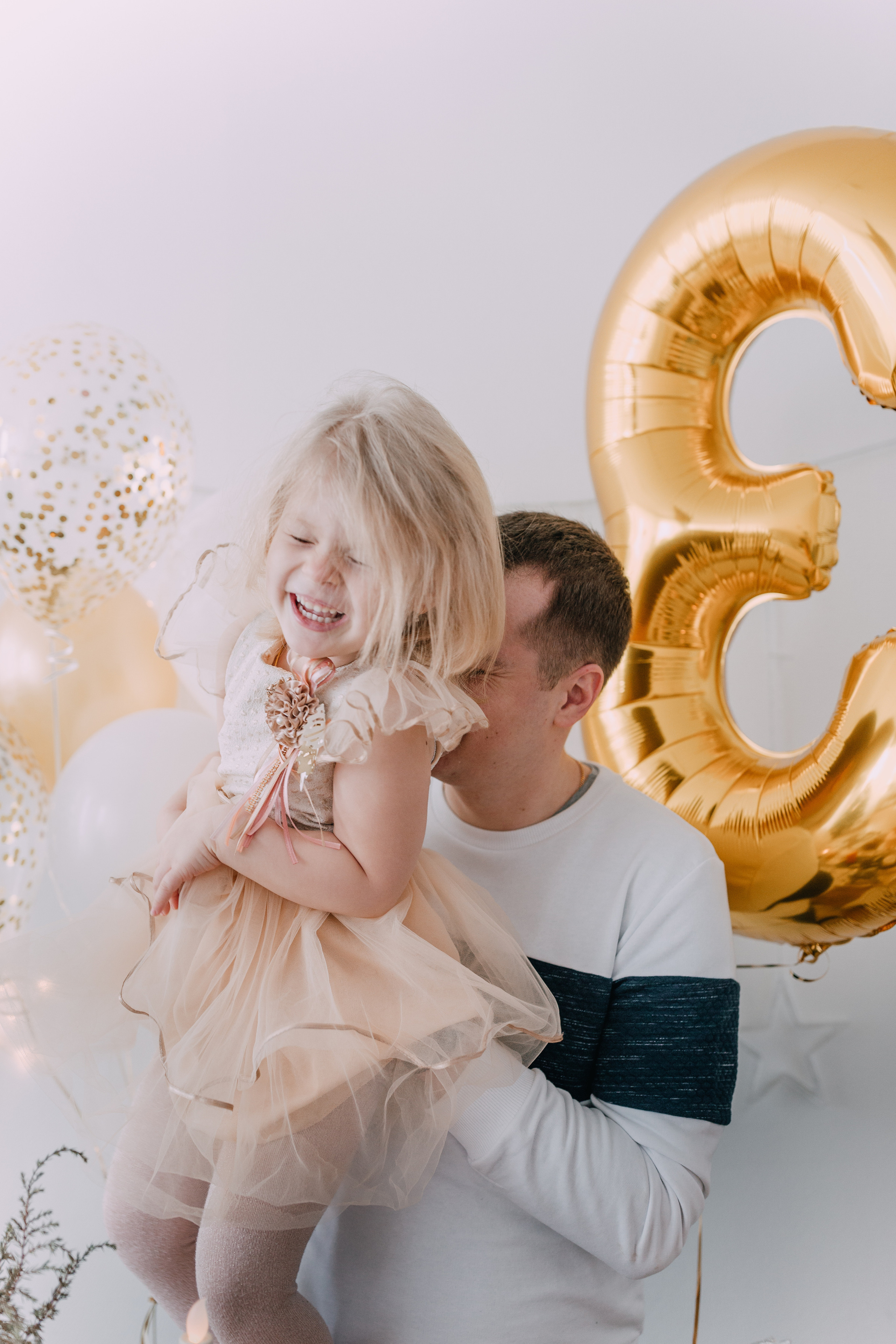 Varvara 3 years old. Photographer Rouen, France