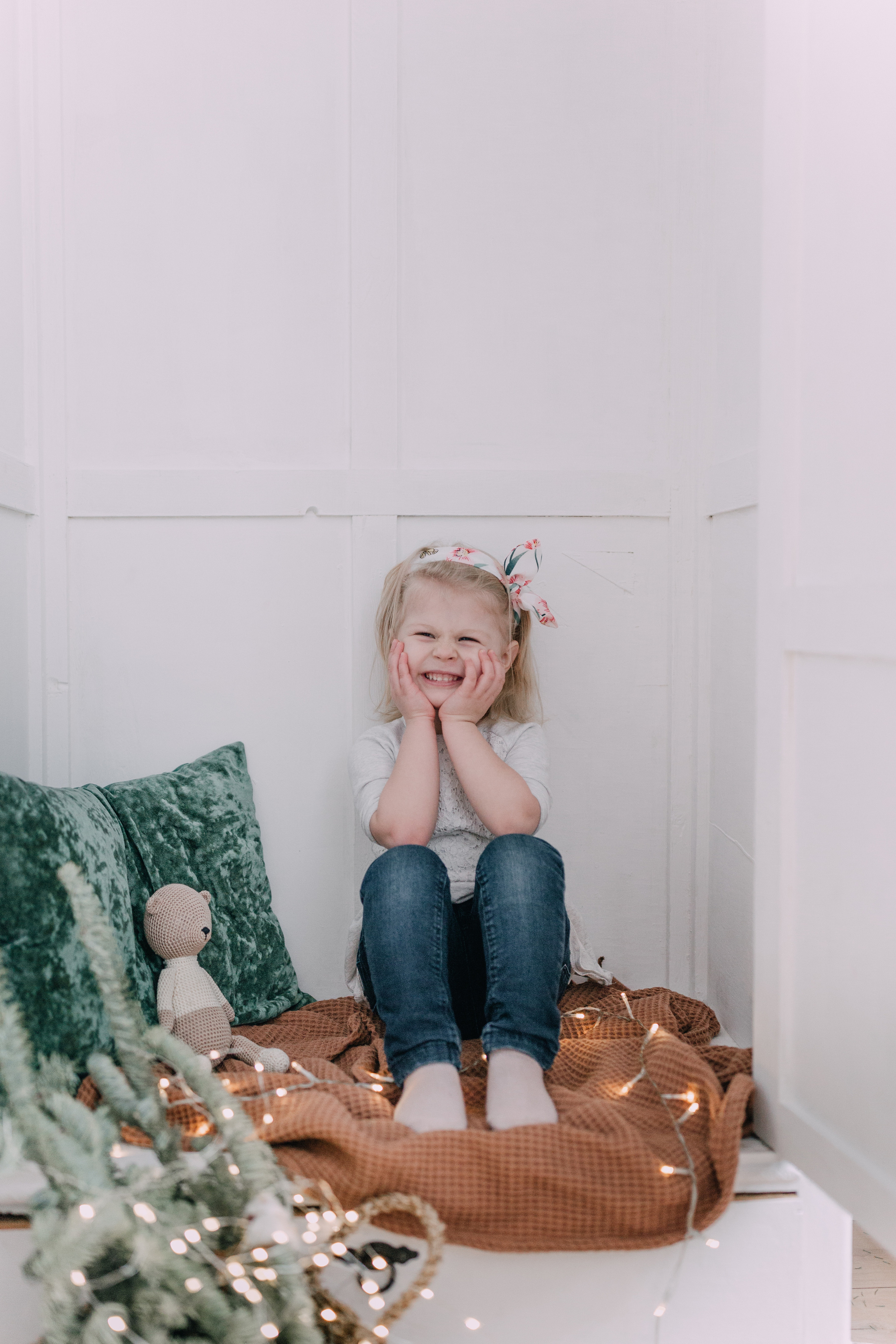 Varvara 3 years old. Photographer Rouen, France