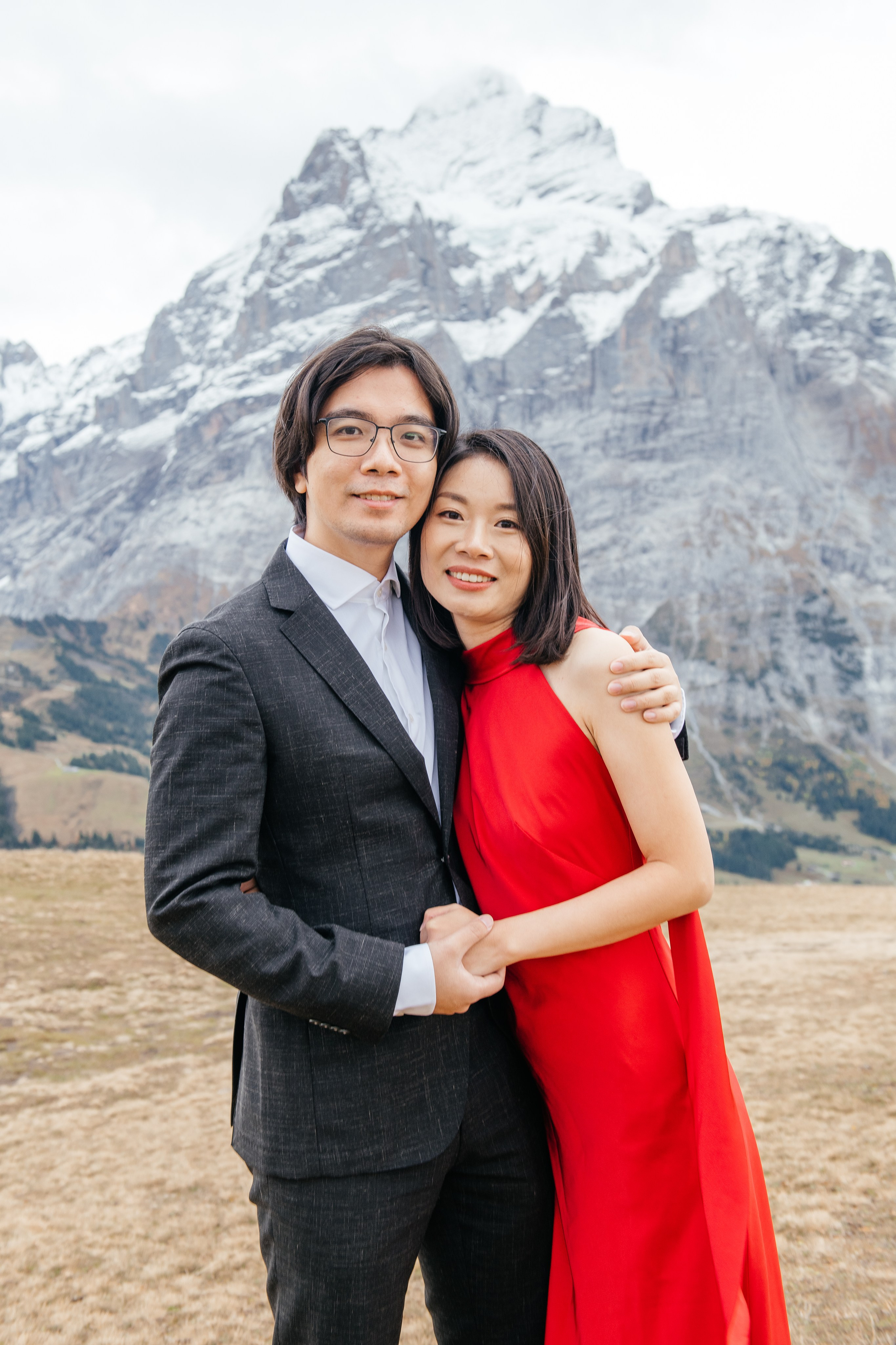 Kaiwen & Xiaoming Grindelwald, Switzerland. I am Elena Altendorfer. Wedding photographer in Zurich and Switzerland