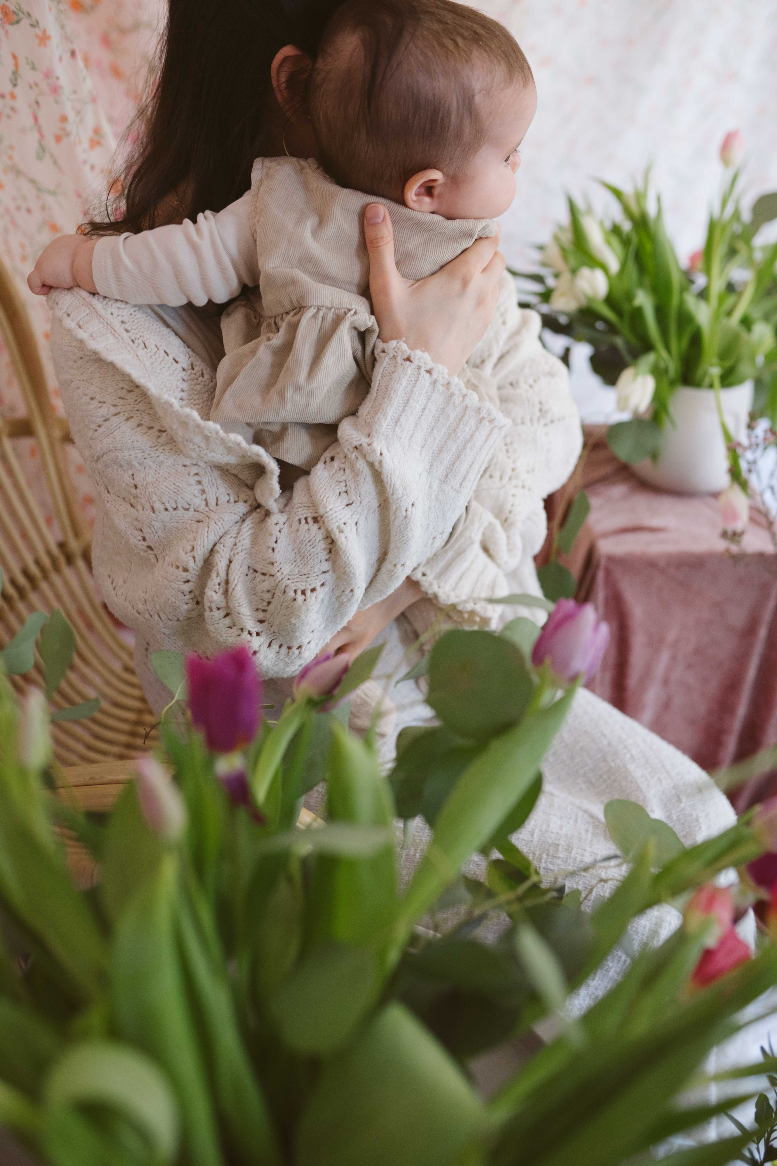 Madalina Beda- Artist vizual, fotograf, doula la nastere, consultant babywearing Brasov si in toata tara