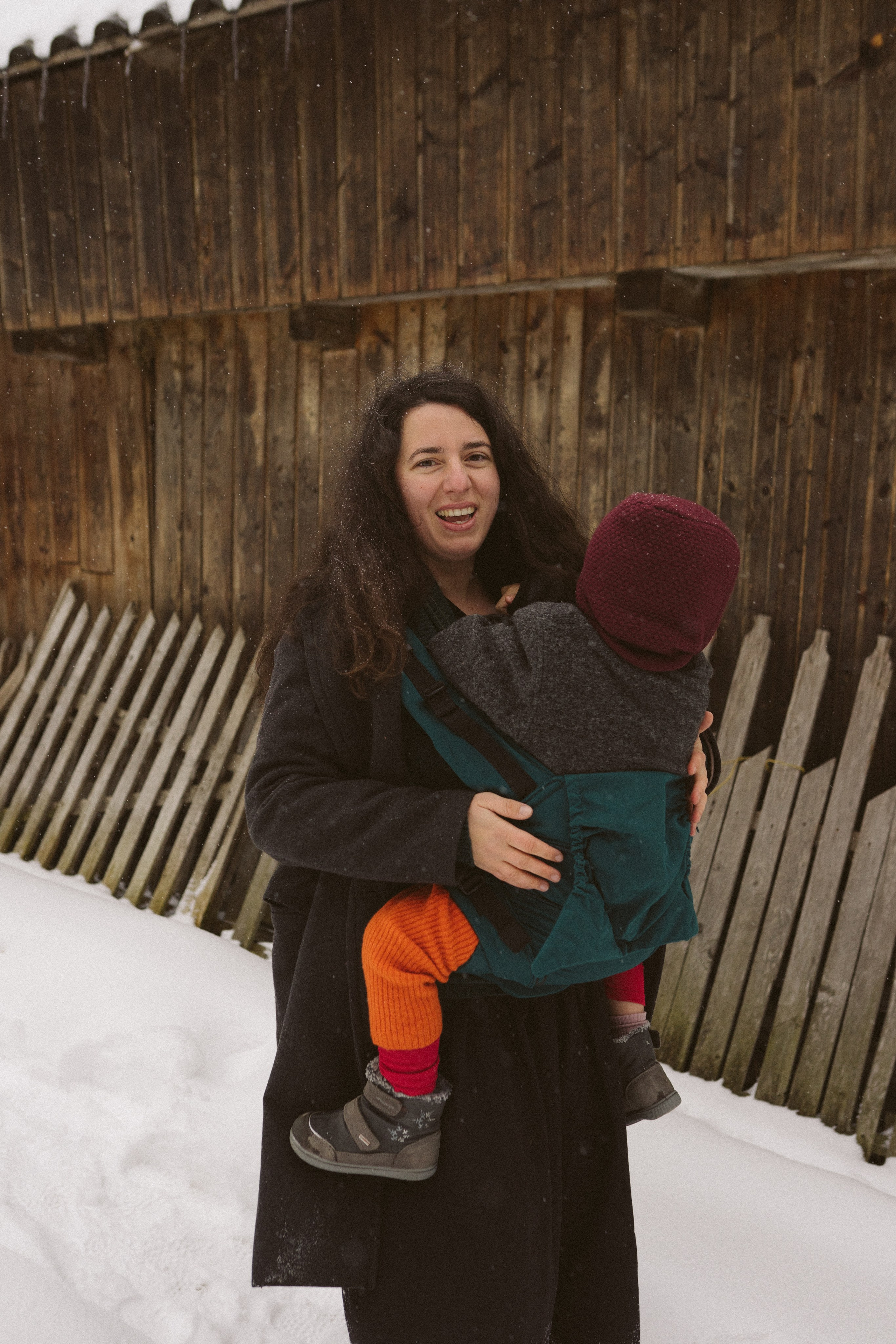 Review Manduca XT: Experiența mea de mamă | Mădălina Beda. Madalina Beda- Artist vizual, fotograf, doula la nastere, consultant babywearing Brasov si in toata tara