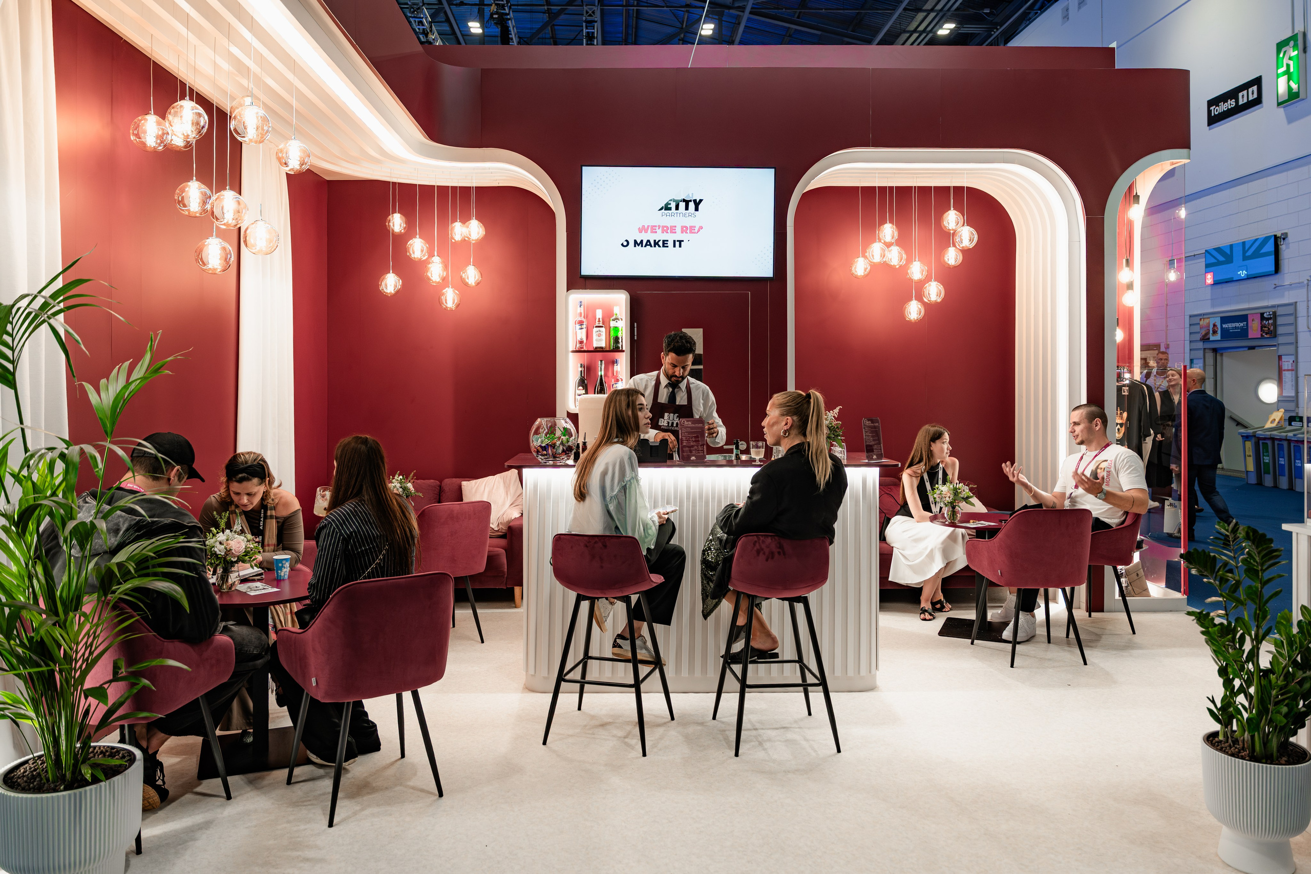 Big Betty 2. Tonya Kyrylenko photographer in London