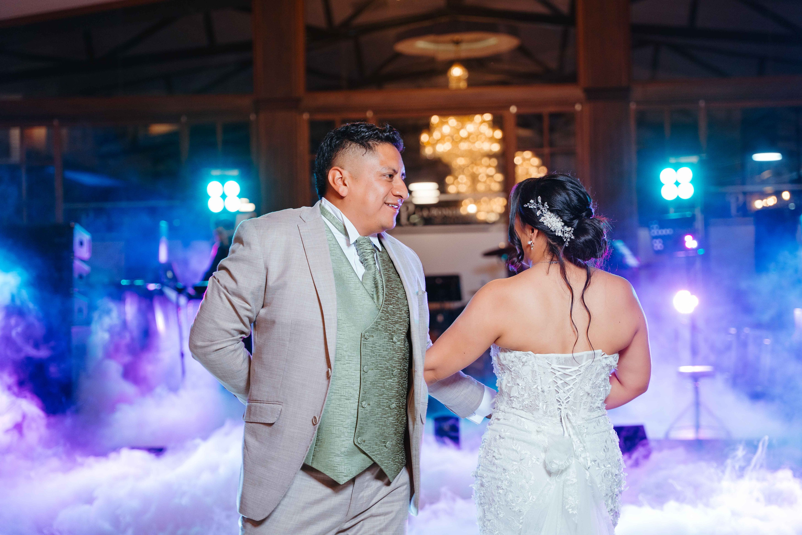 Karol y Jairon. Fotógrafo de bodas en Loja Ecuador | Piero Alvarez PH