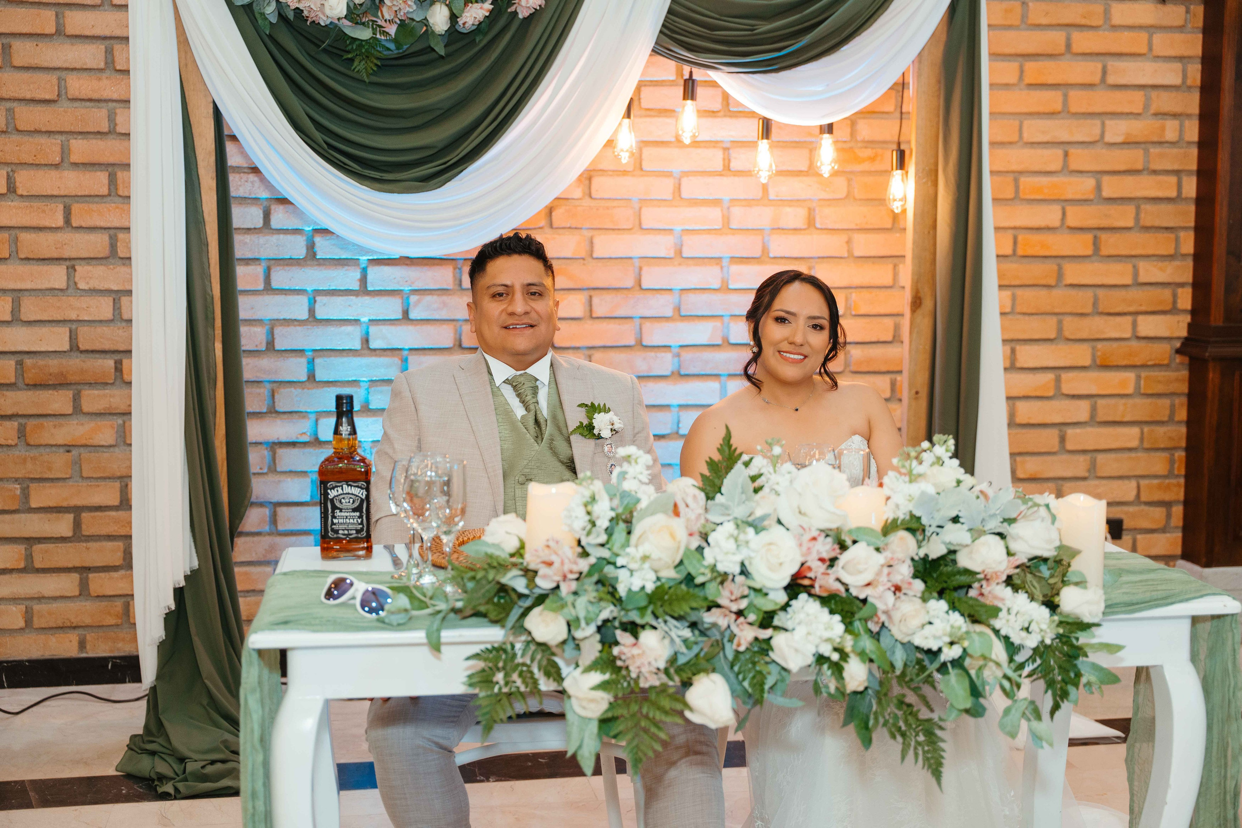 Karol y Jairon. Fotógrafo de bodas en Loja Ecuador | Piero Alvarez PH