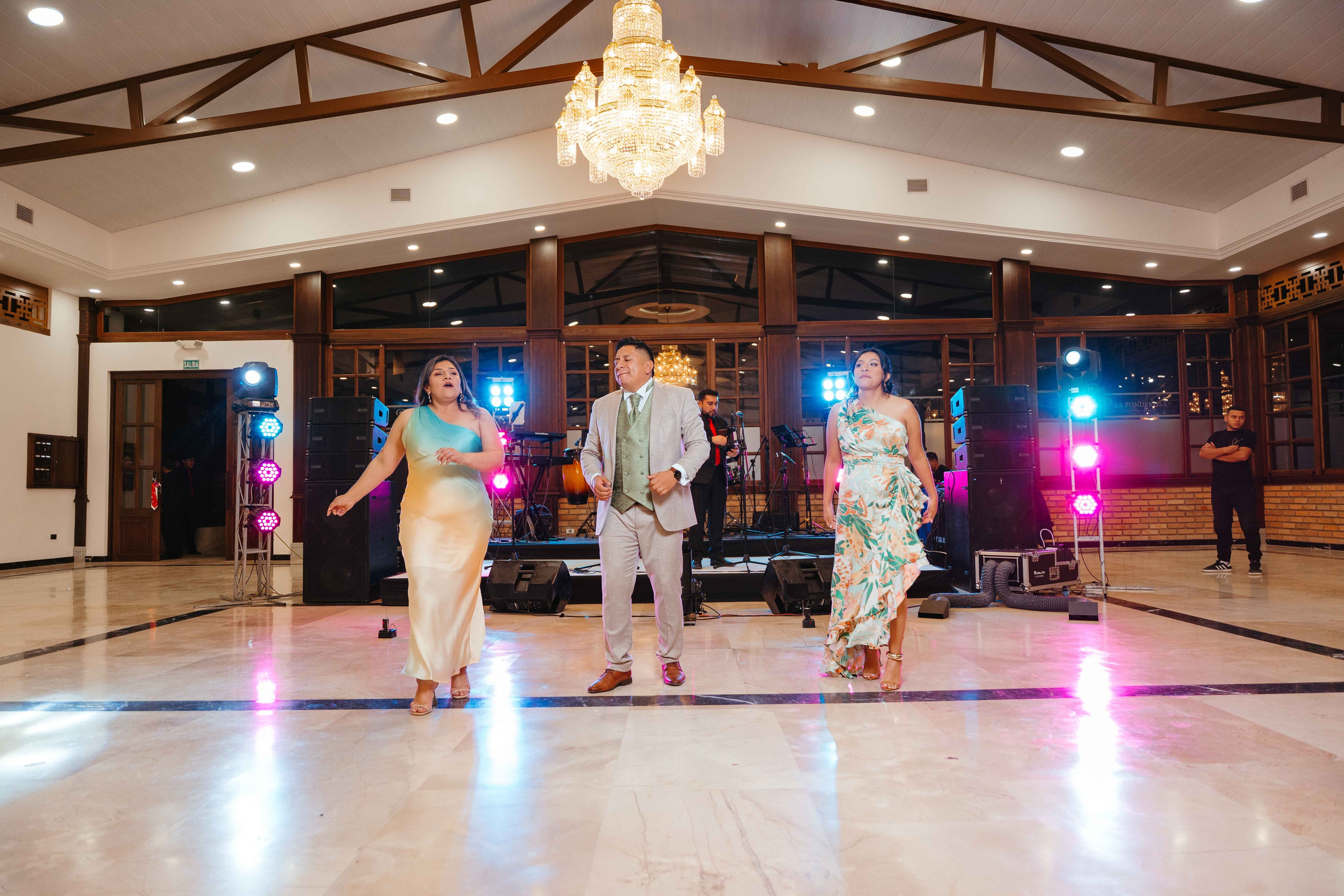 Karol y Jairon. Fotógrafo de bodas en Loja Ecuador | Piero Alvarez PH
