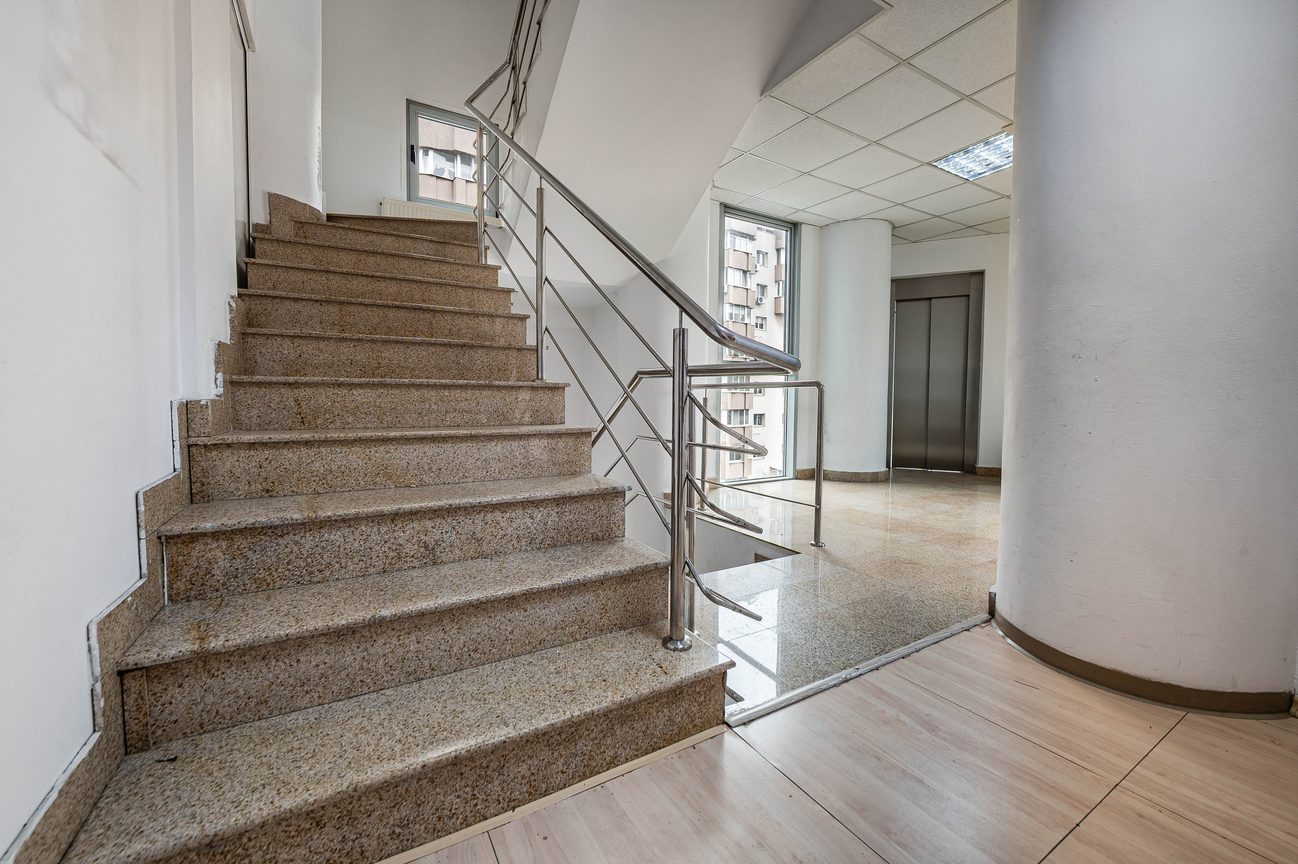 Clădire Birouri. Andrei Samuel – Fotograf București | Evenimente, Studio, Imobiliare, Produs