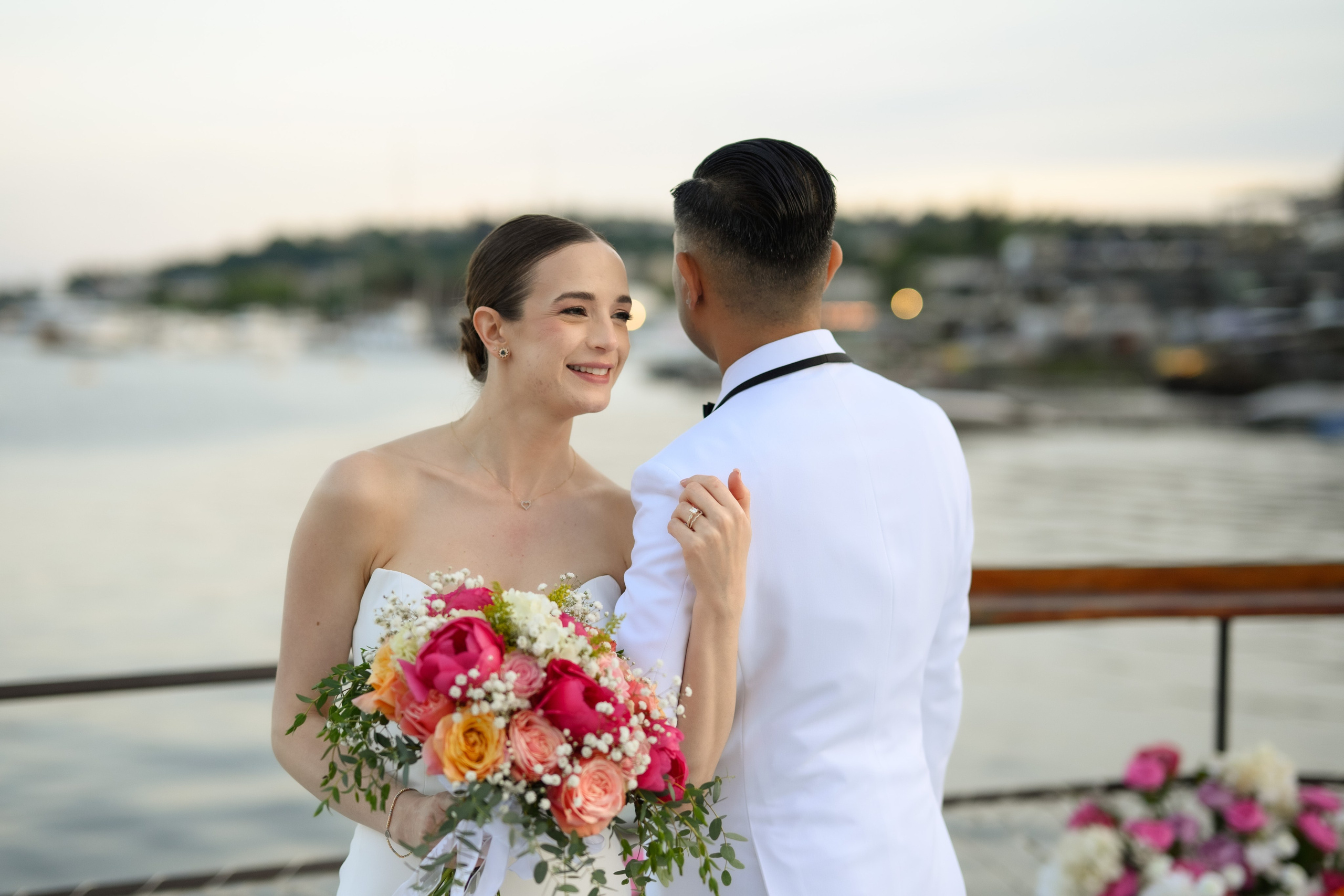 Kevin & Katie. Wedding & portrait photography in the Seattle Area. Helen Michelle photographer
