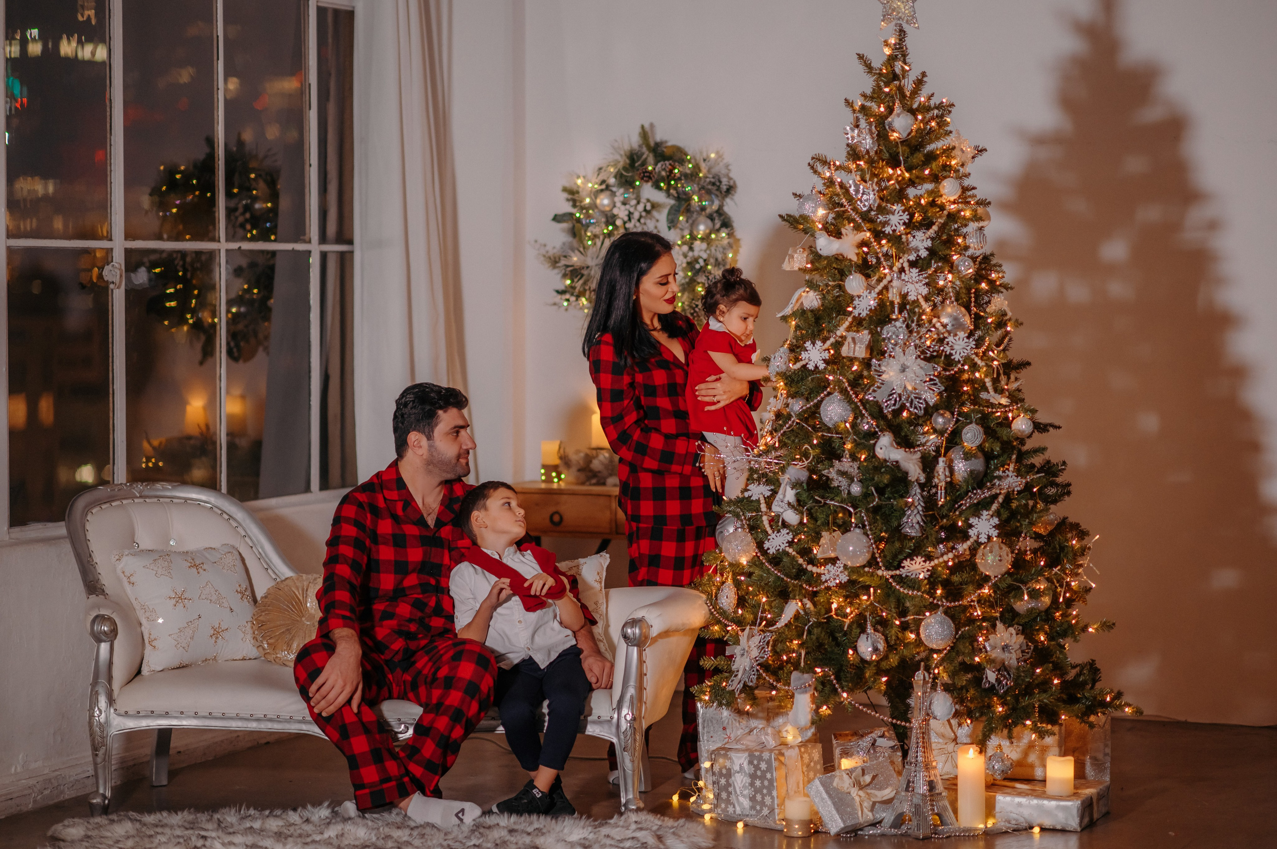 Love. Wedding, maternity and family photographer in Charlotte Tasha Minn