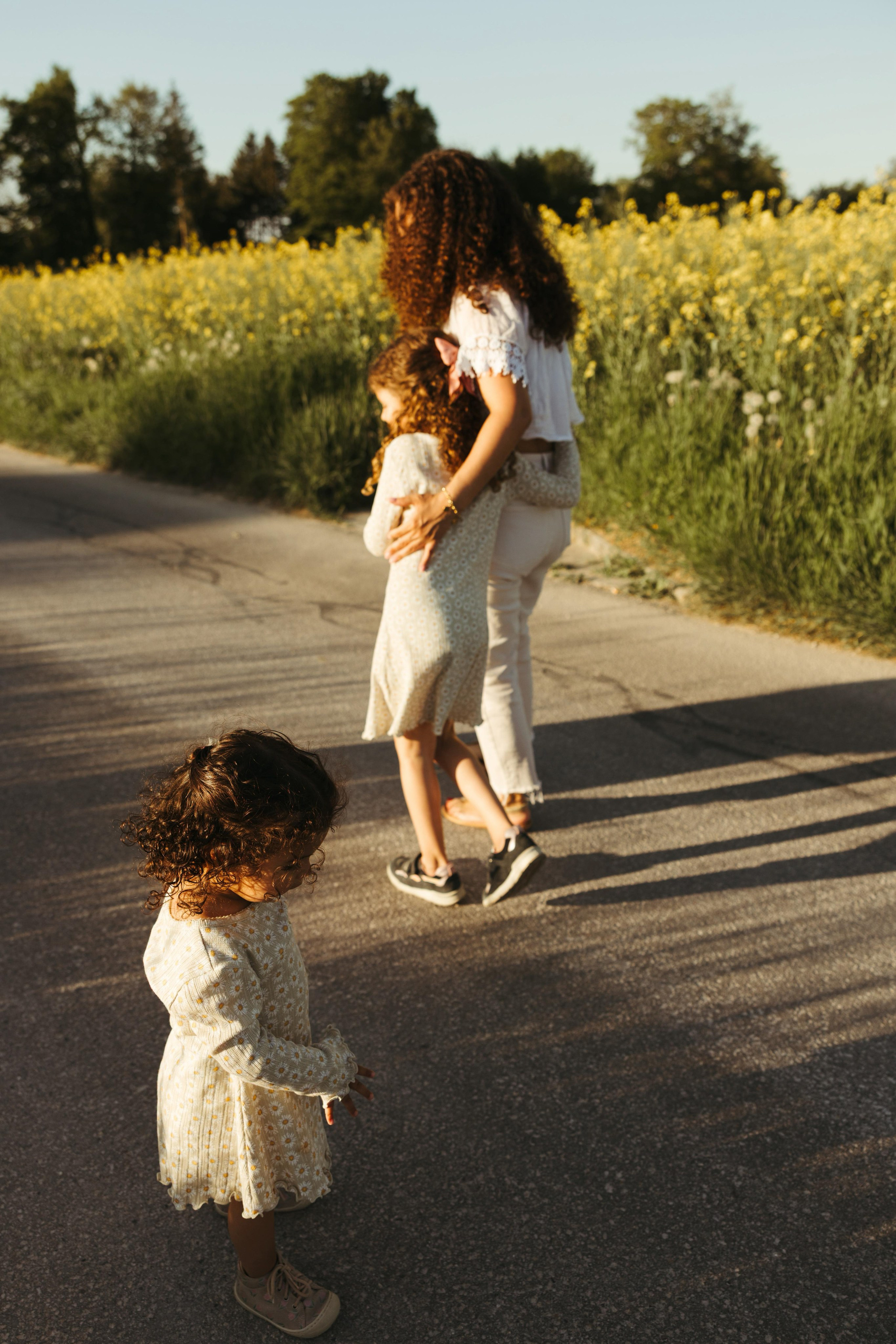 Mädels unter sich. Familienfotografin in Bern, Schweiz