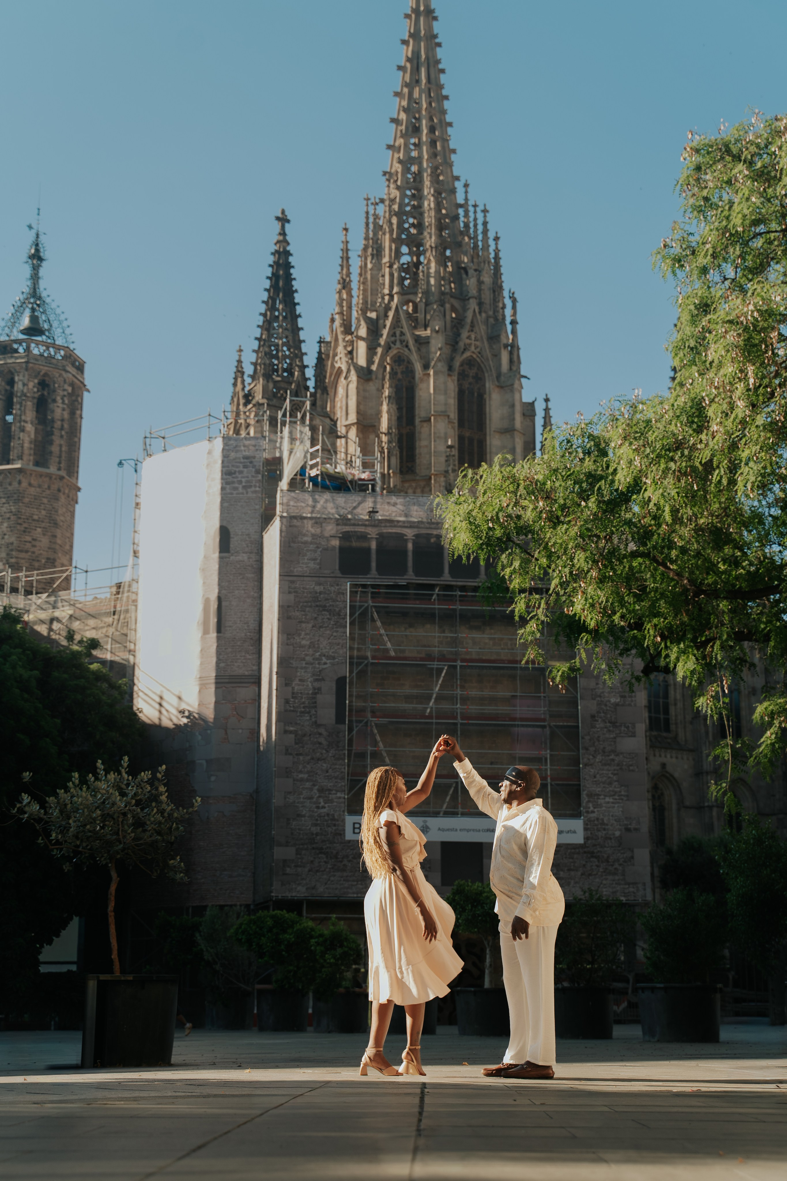 Barcelona Couple Photographer | Prices & Packages | DiaFoto