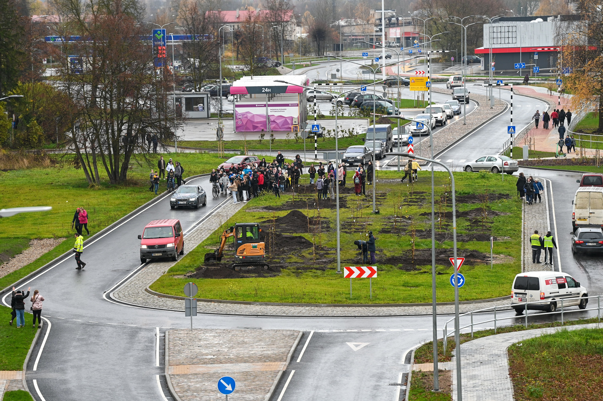 Koku stādīšana Rēzekne stacijas iela. Ritvars Pujats Emotion Photographer