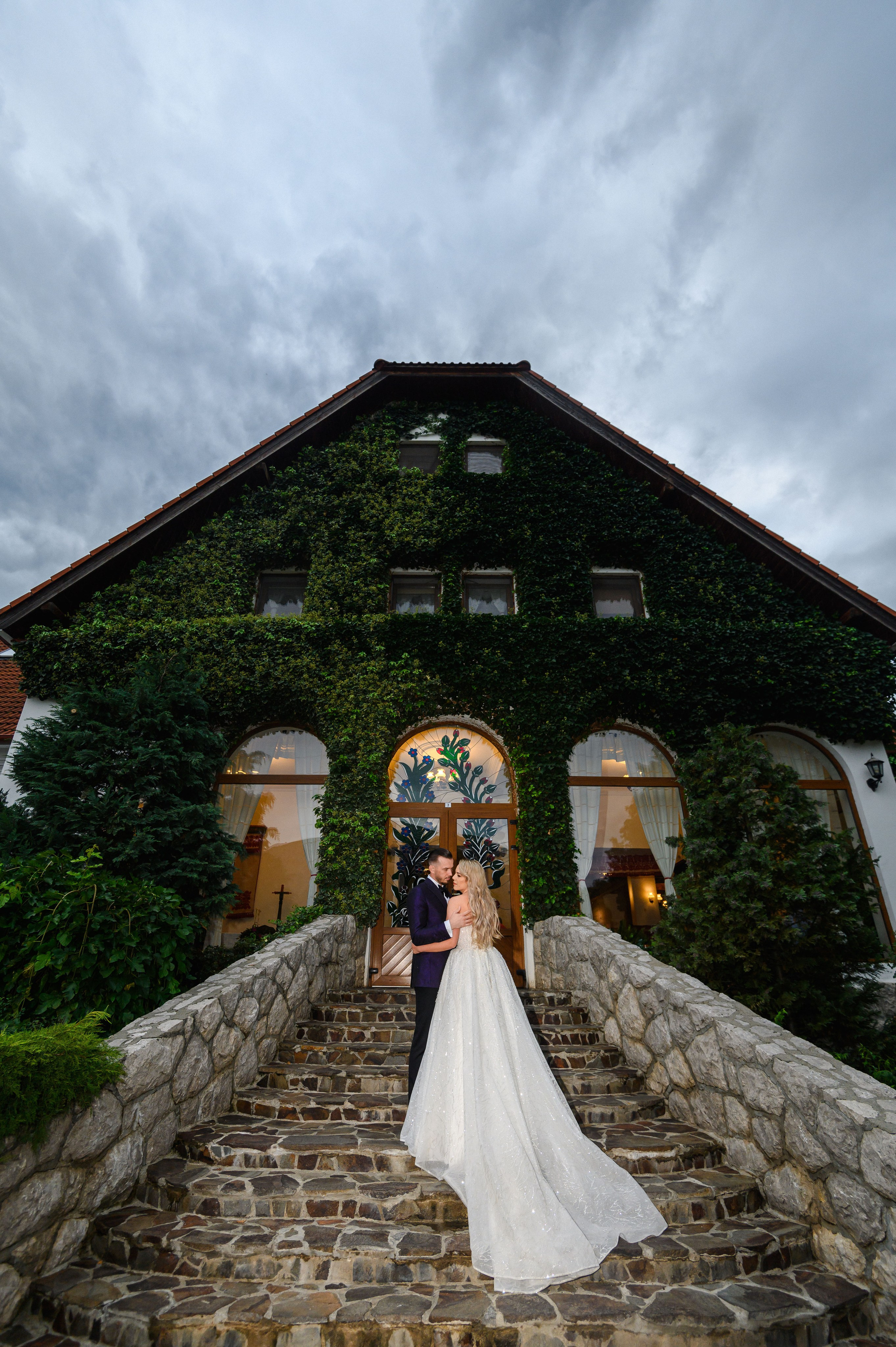Daniel & Ioana | Trash The Dress. Erik Bagy | Fotograf de Nuntă