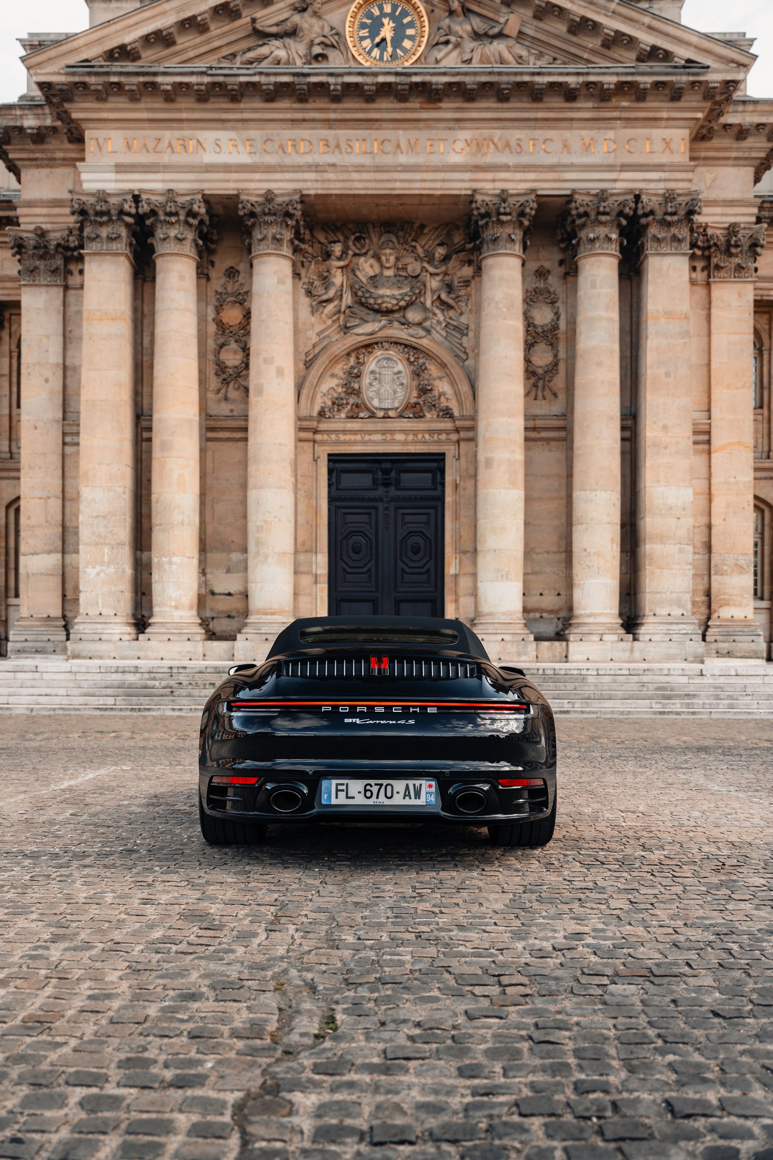 Porsche 911 Carrera 4 S Cabriolet. Photographer in Paris — Vitalii Motruk