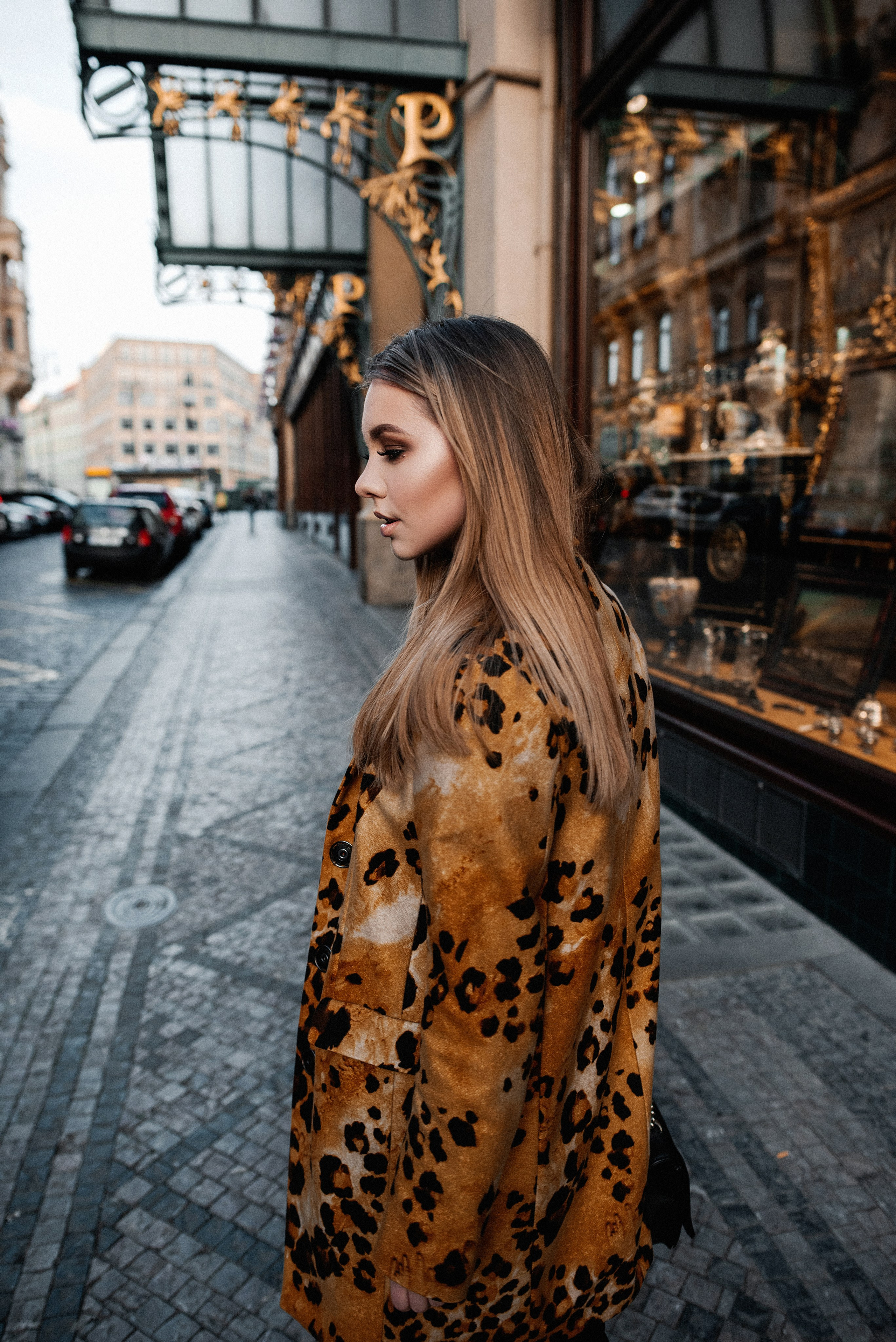 Katrin. ANNA-MARIA PHOTO CONTENT CREATOR — fotograf, estét, umělec a vizuální expert na Instagram v Praze