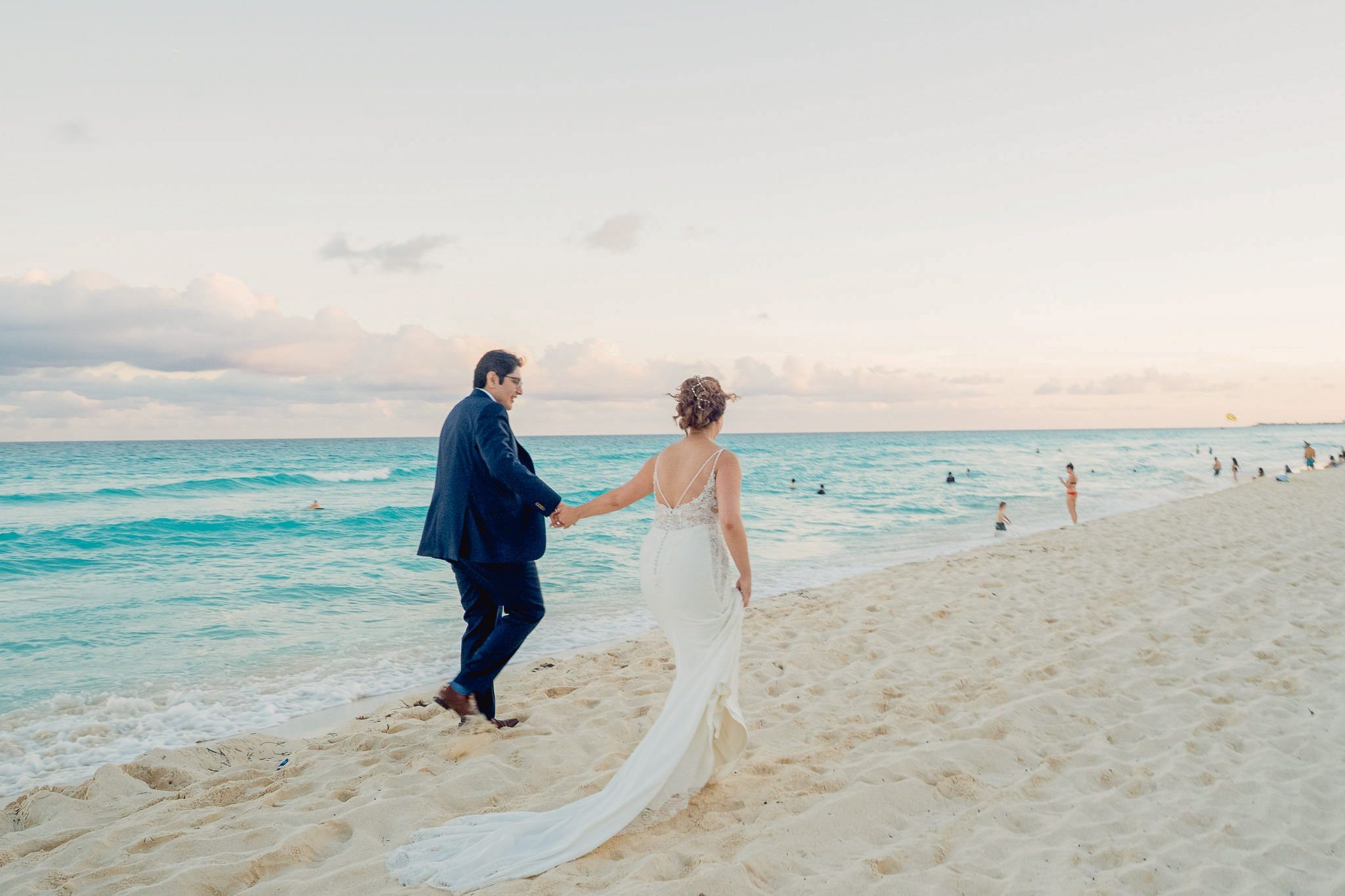 Jess & Juan / Cancun. Wedding and family photographer in Mexico City