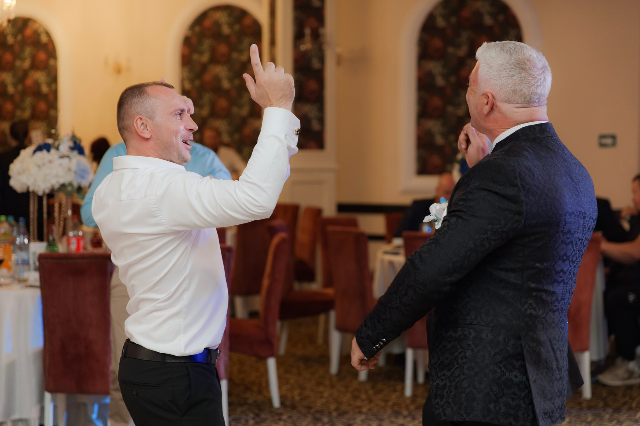 Mihai & Oana. Servicii foto-video profesionale, pentru momente de neuitat