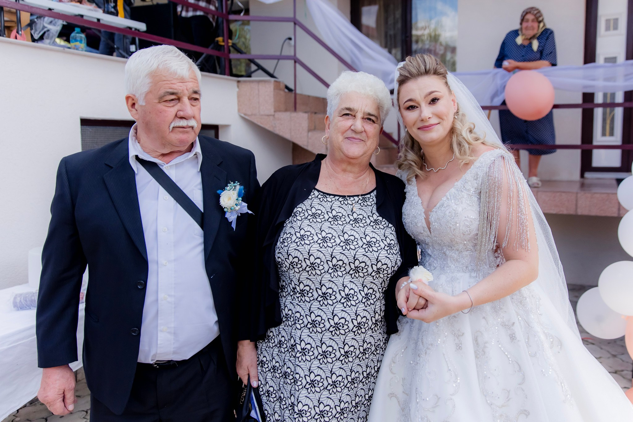 Mihai & Oana. Servicii foto-video profesionale, pentru momente de neuitat