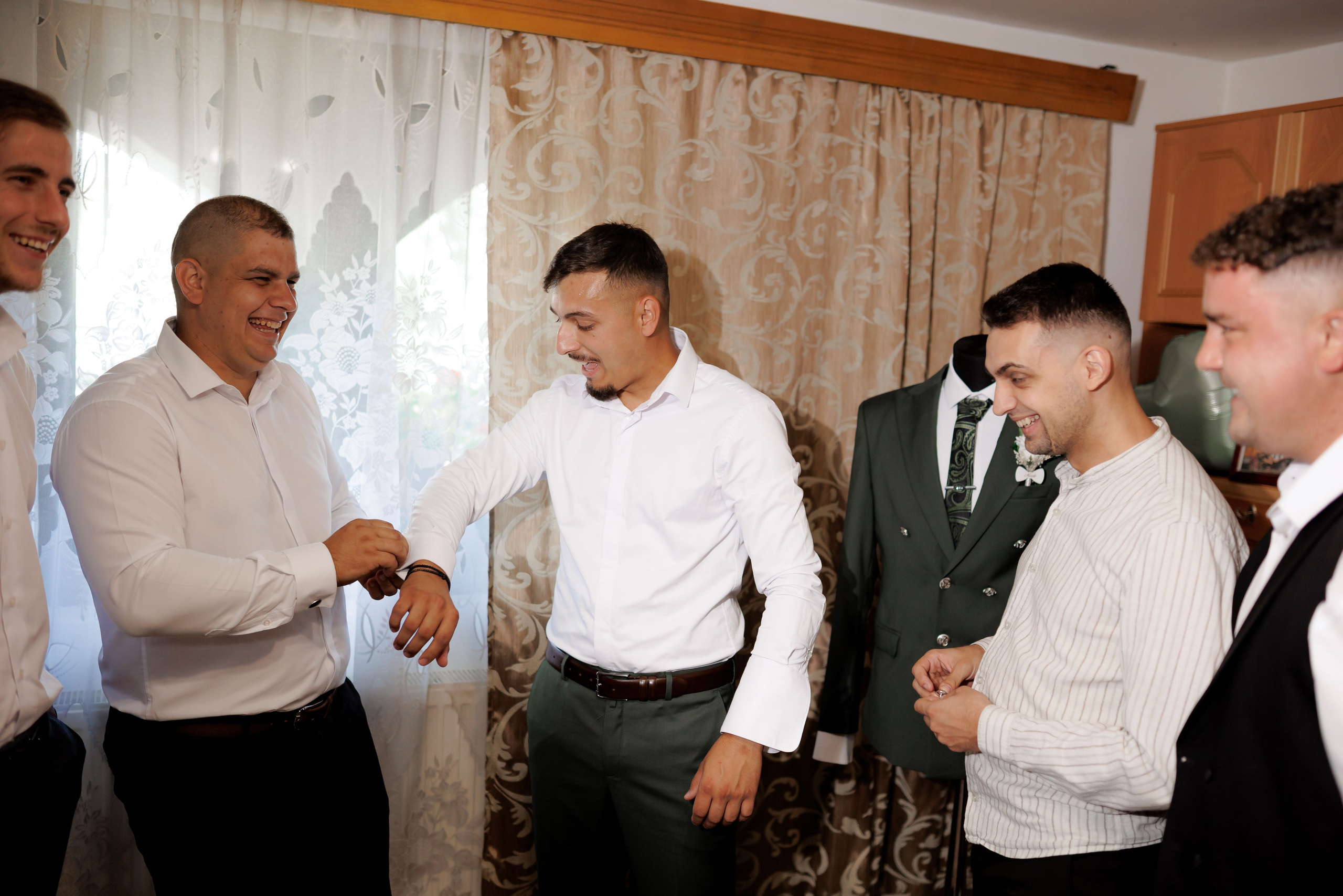 Nunta Nicoleta & Răzvan | Fotografie & Videografie Profesională. Servicii foto-video profesionale, pentru momente de neuitat