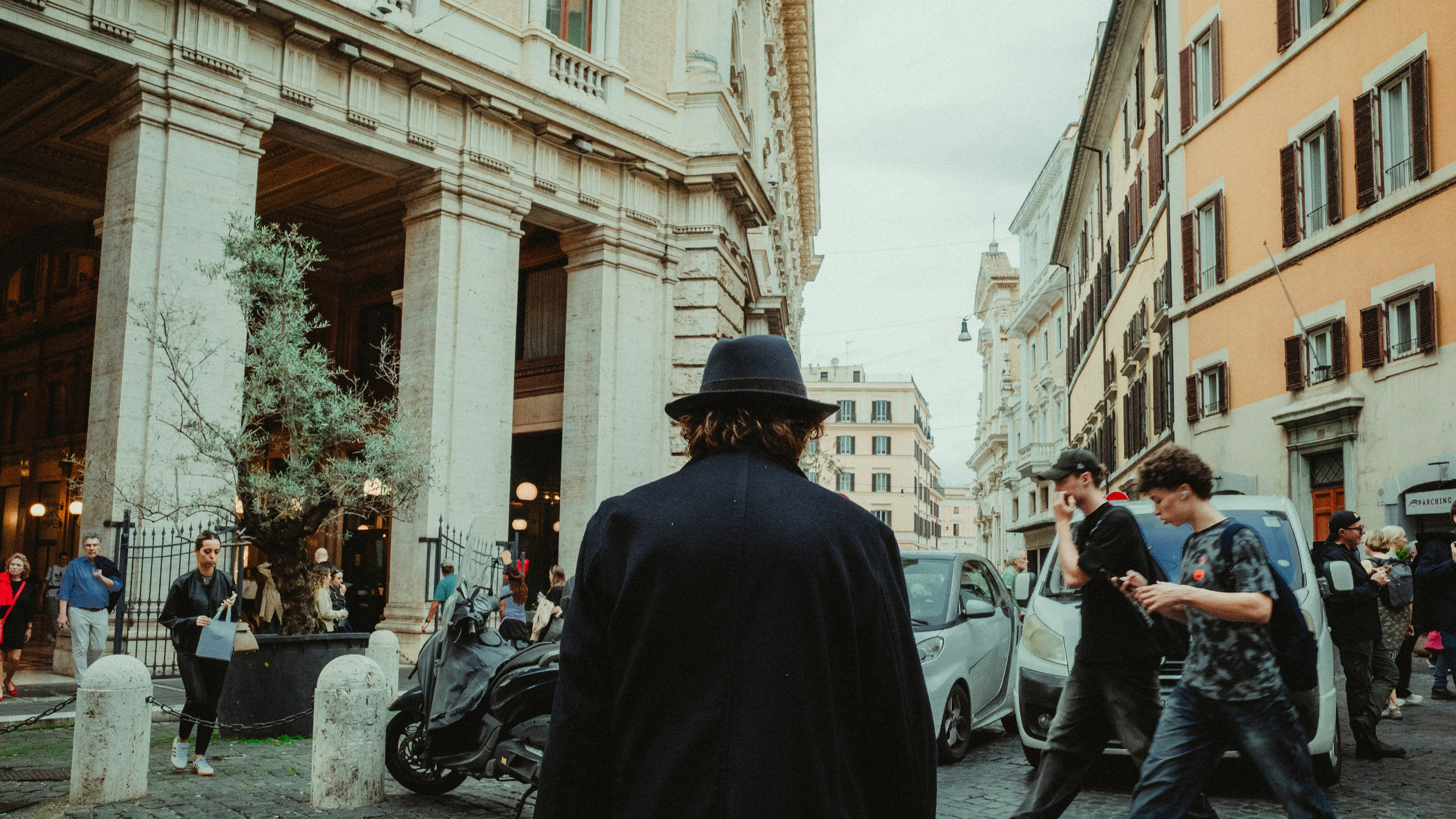 Street. Federico Anglano