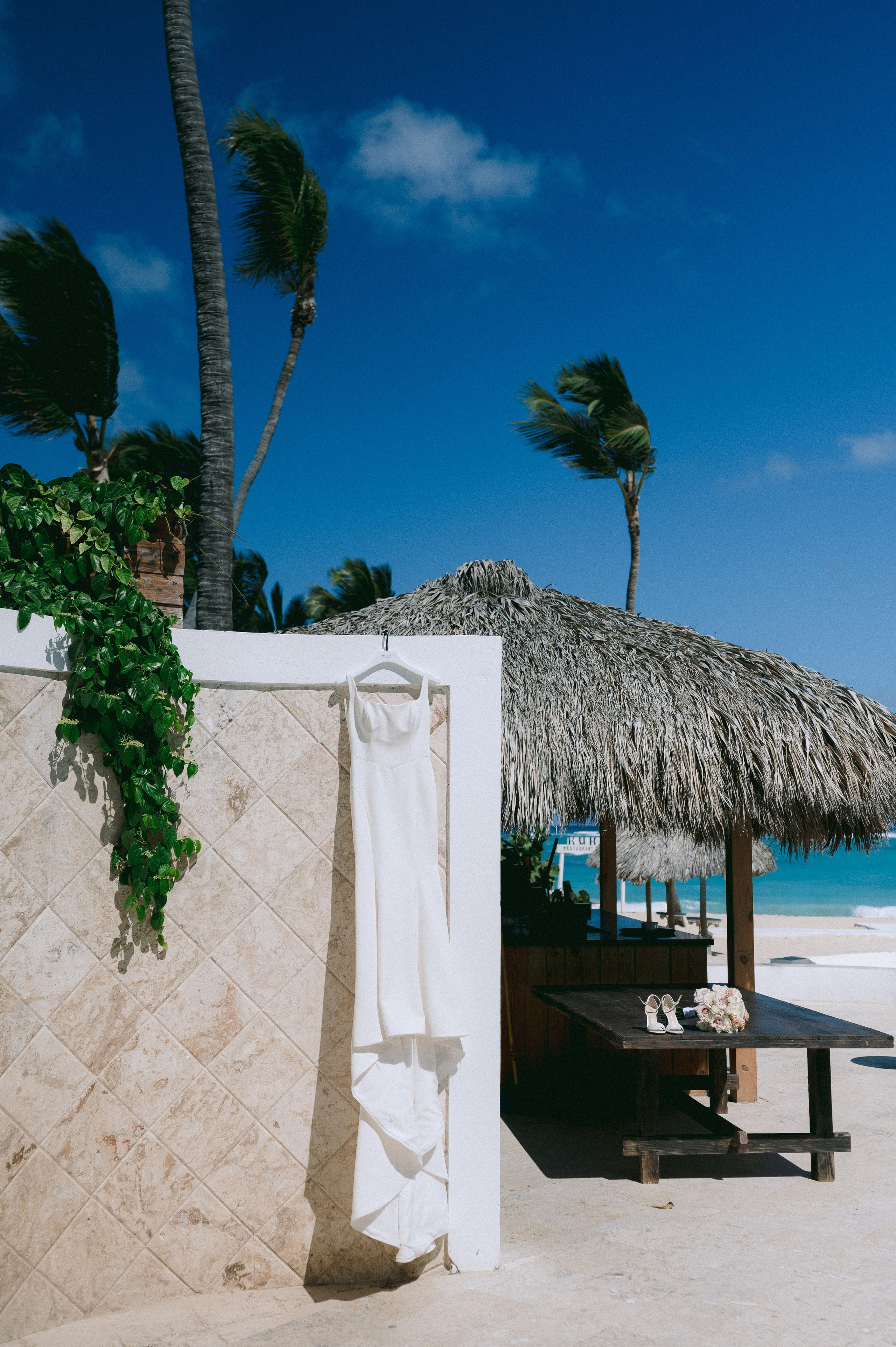 Dominican Republic wedding kukua. Punta cana wedding family fashion photographer dominican republic, destination wedding photographer, elopement photography Punta Cana