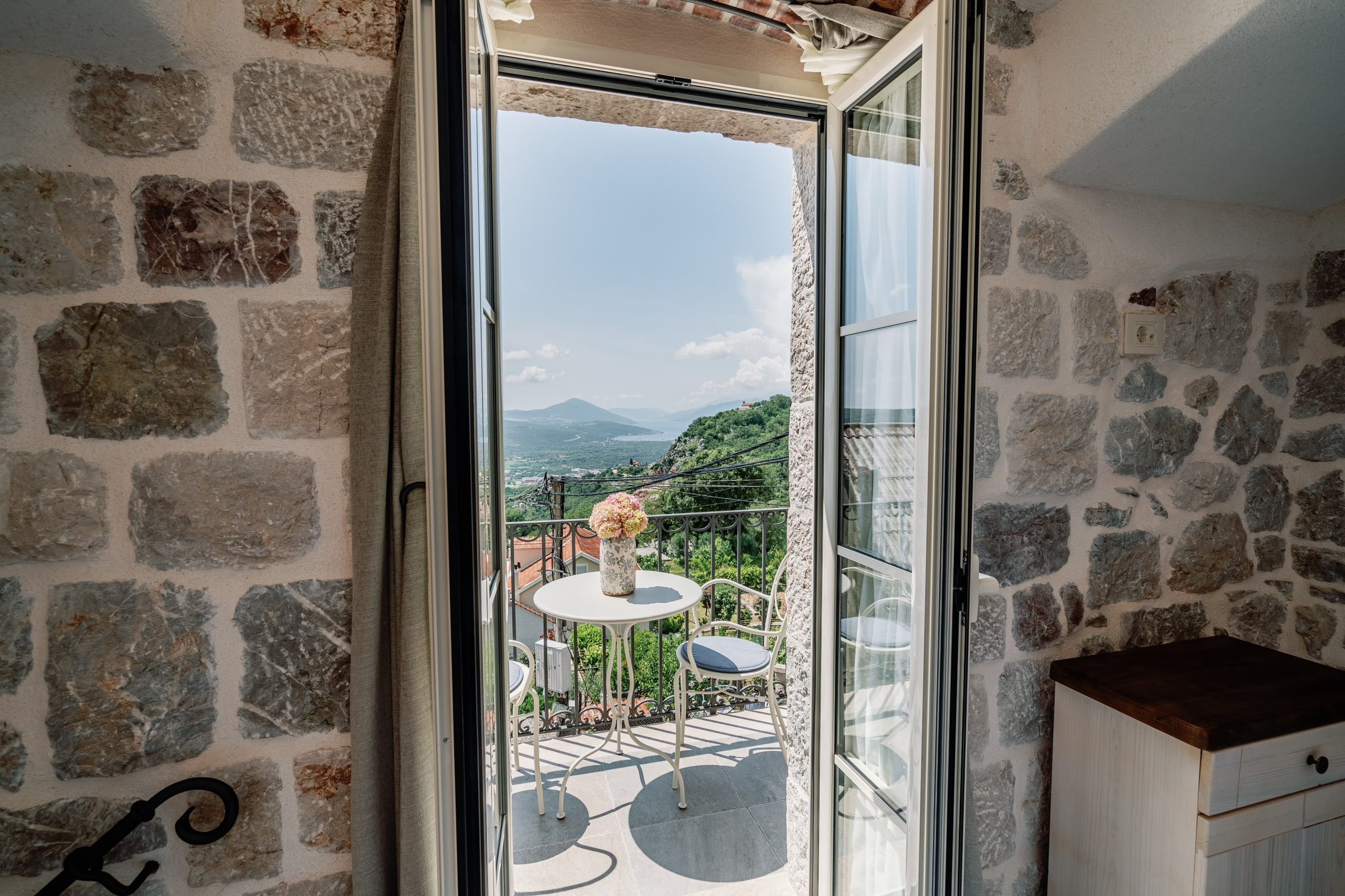 Real Estate Photography. Montenegro. EVAN ARISTOV WEDDING PHOTOGRAPHY — Seattle Wedding Photographer