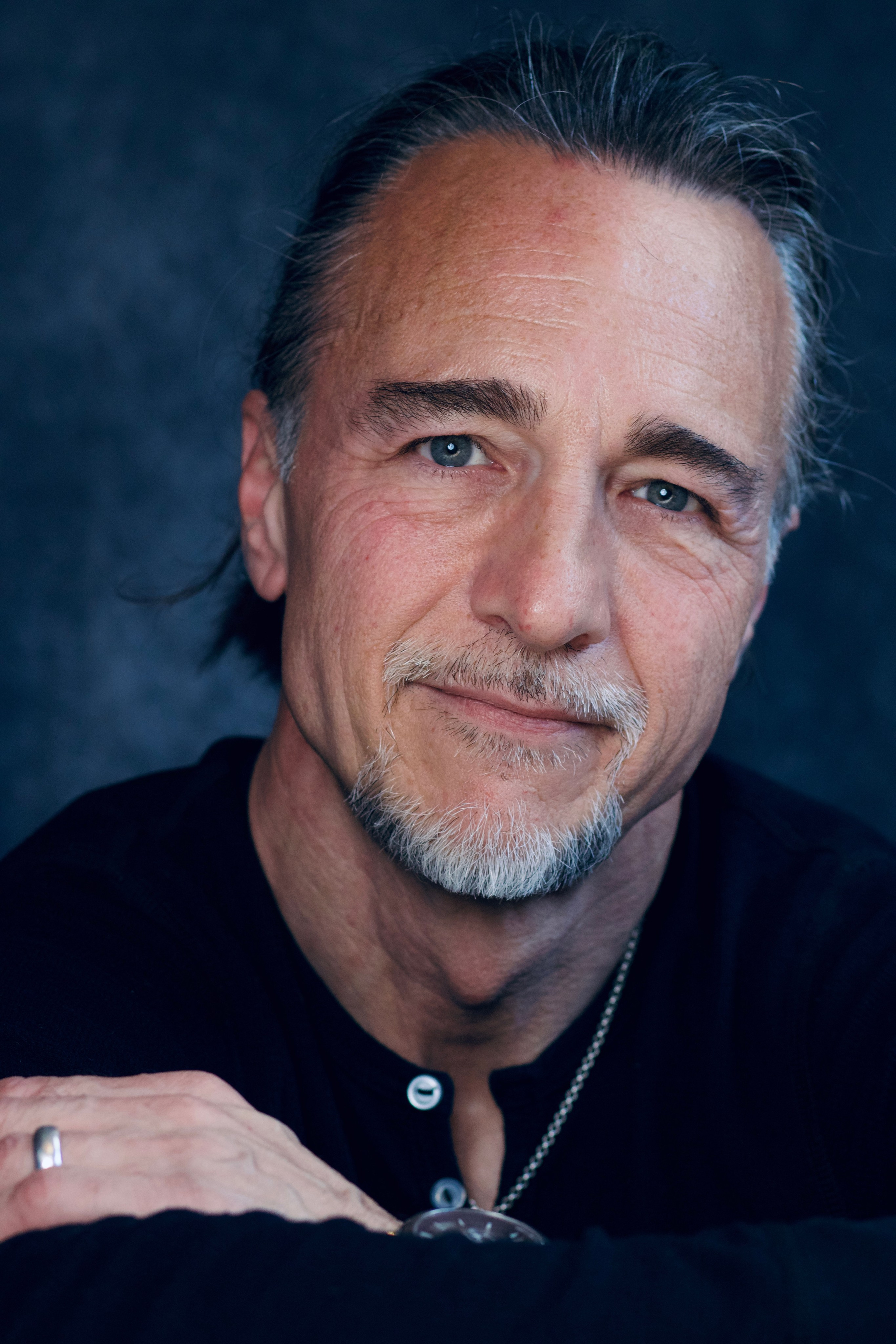 Portraits & Headshots. Main