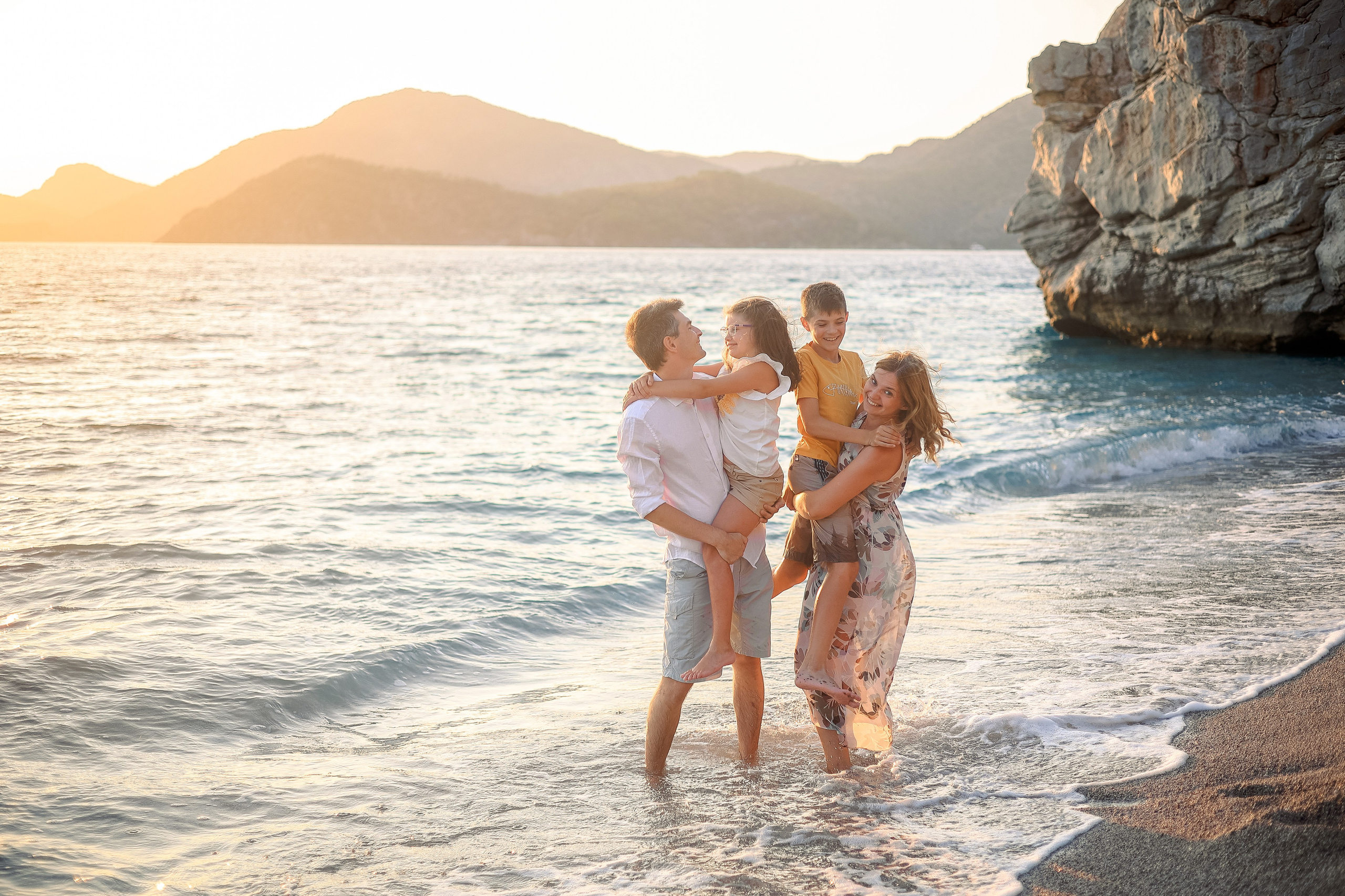 Family shooting in Fethiye. Photographer in Turkey, Antalya, Kemer, Belek, Side, Kas, Fethiye