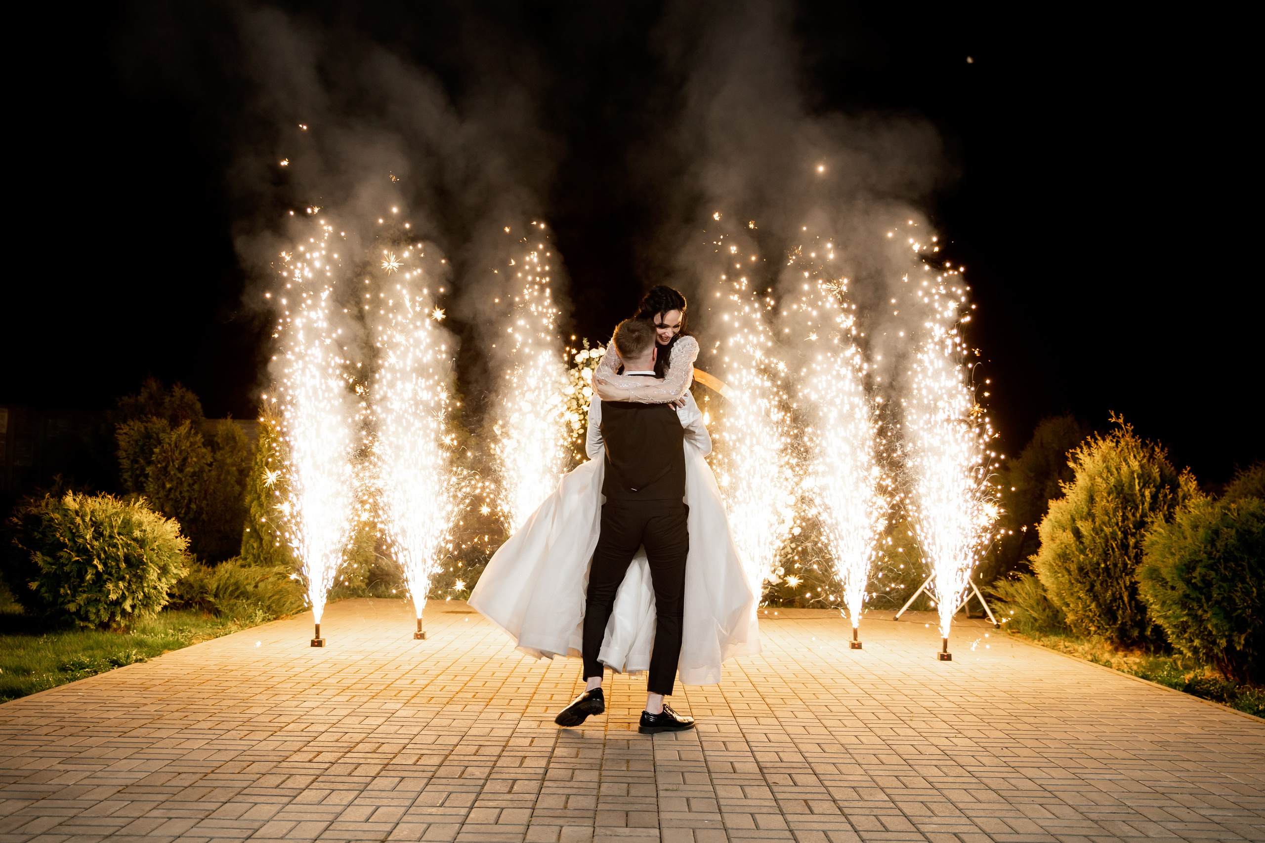 Irina Ermak Hudson Valley wedding photographer. Irina Ermak wedding photographer in New York