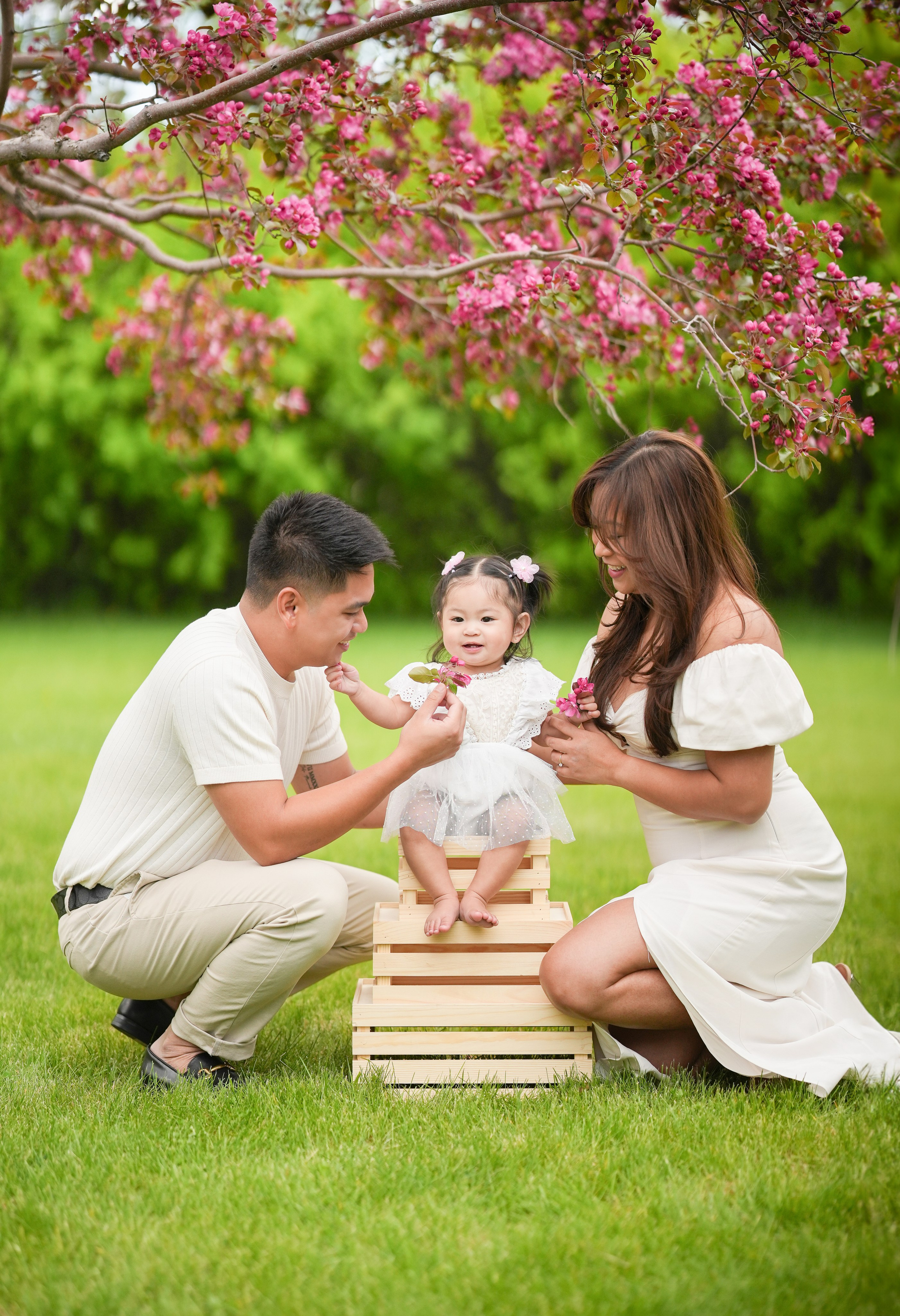 Spring Photo Day. Pashynska Photography | Calgary Wedding & Family Photographer