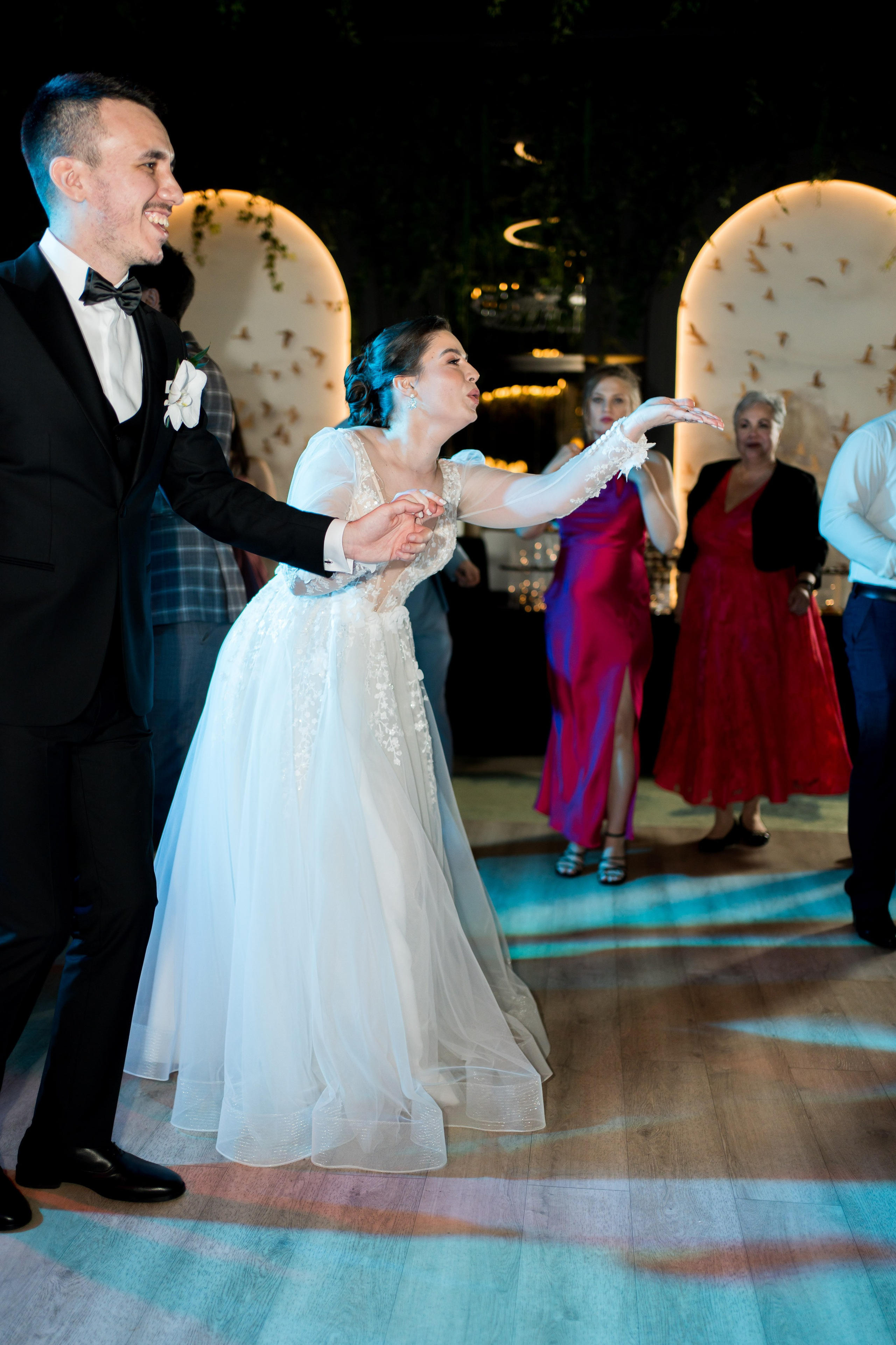 PARTY. Gabriel Florea — Fotograf nuntă București