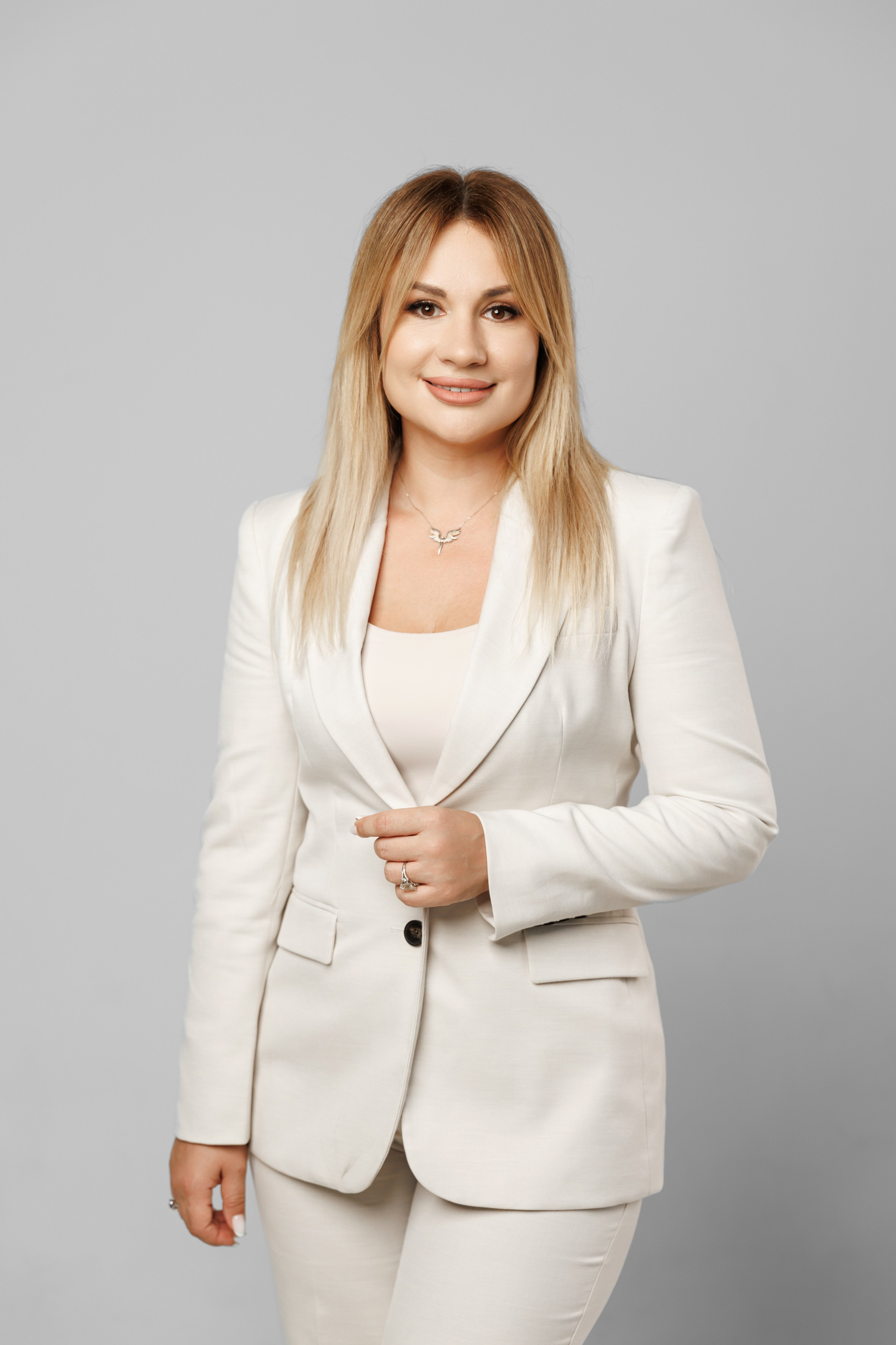 Business. Dinumalancea.com — fotograf de nunta si familie. Moldova, Romania, UE