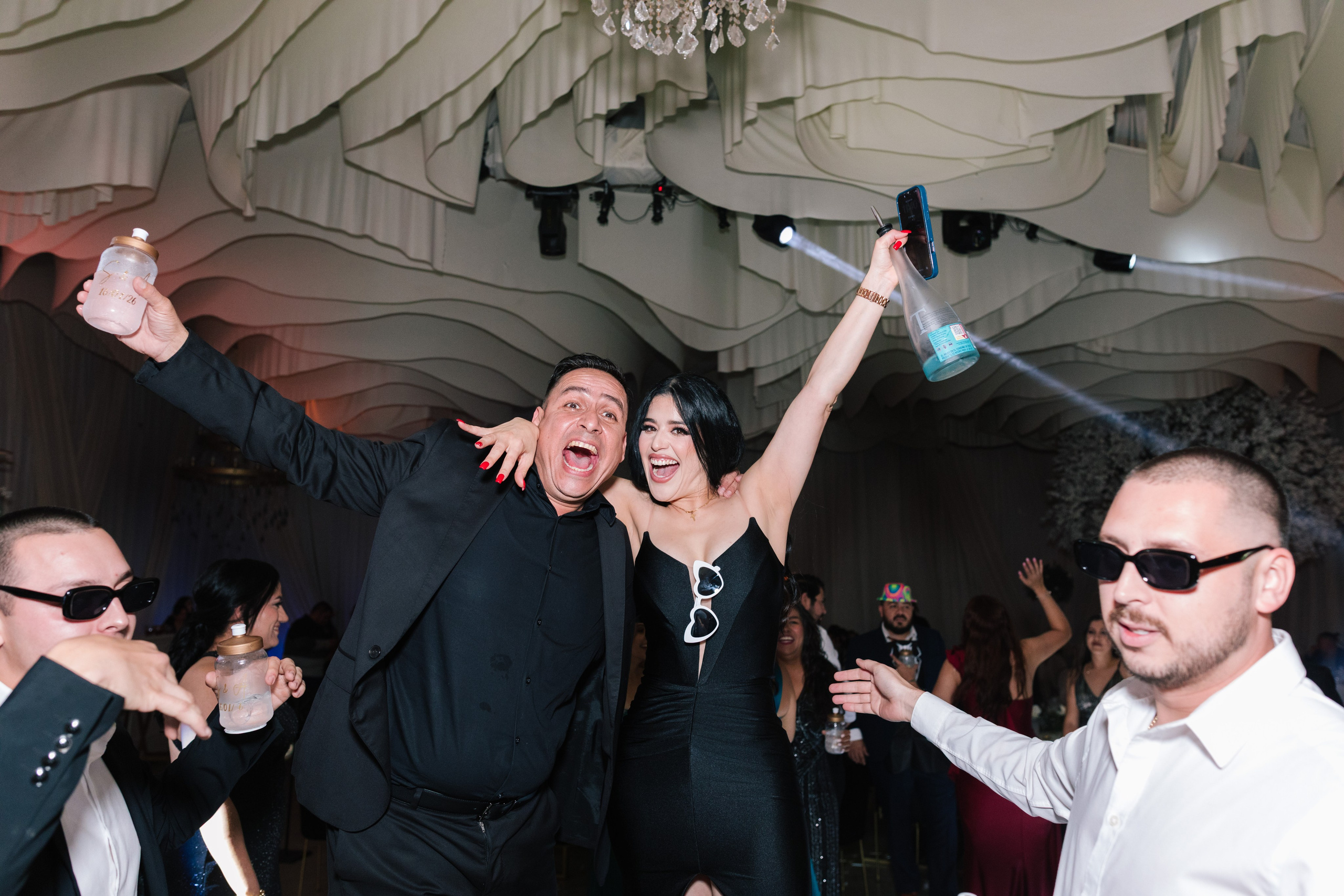 Alejandra y Salvador. Principal