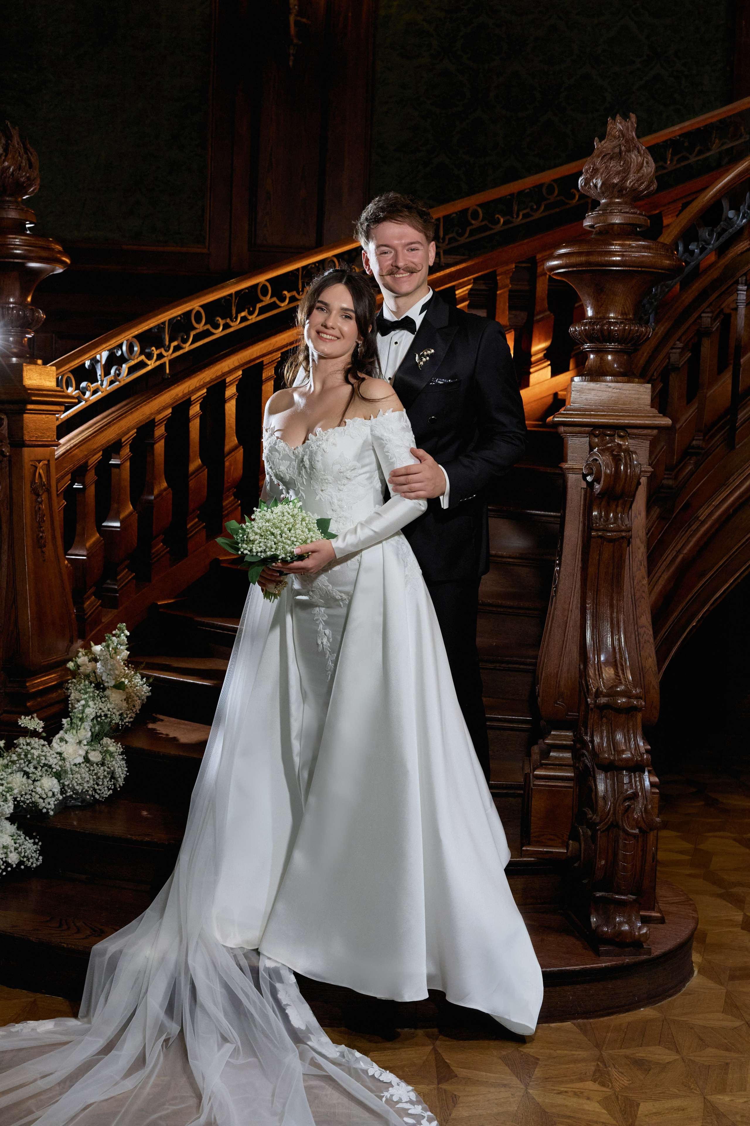 Wiktoria & Kacper. Pałac Goetz. Fotograf ślubny i rodzinny w Krakowie Yana Klymova