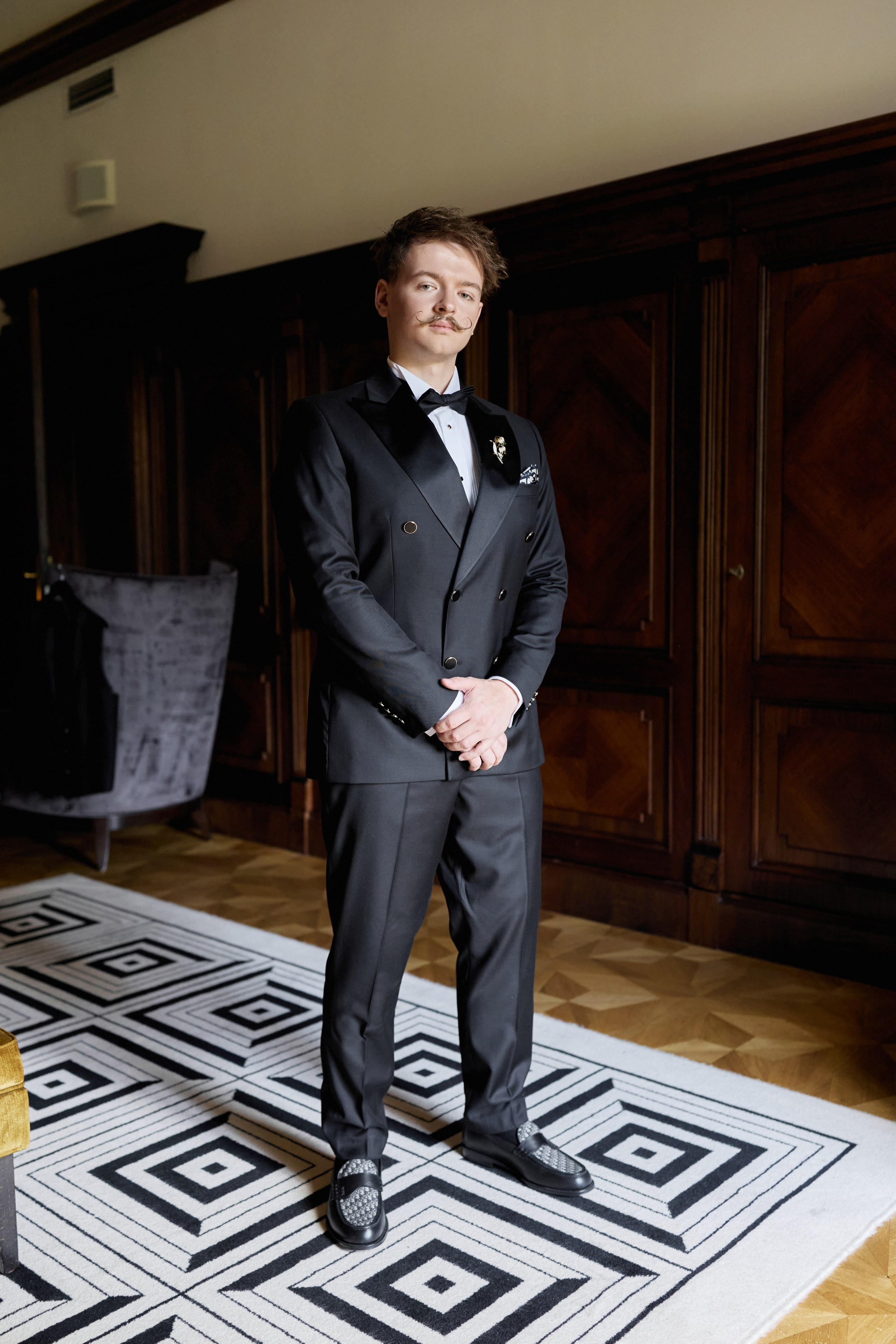 Wiktoria & Kacper. Pałac Goetz. Fotograf ślubny i rodzinny w Krakowie Yana Klymova