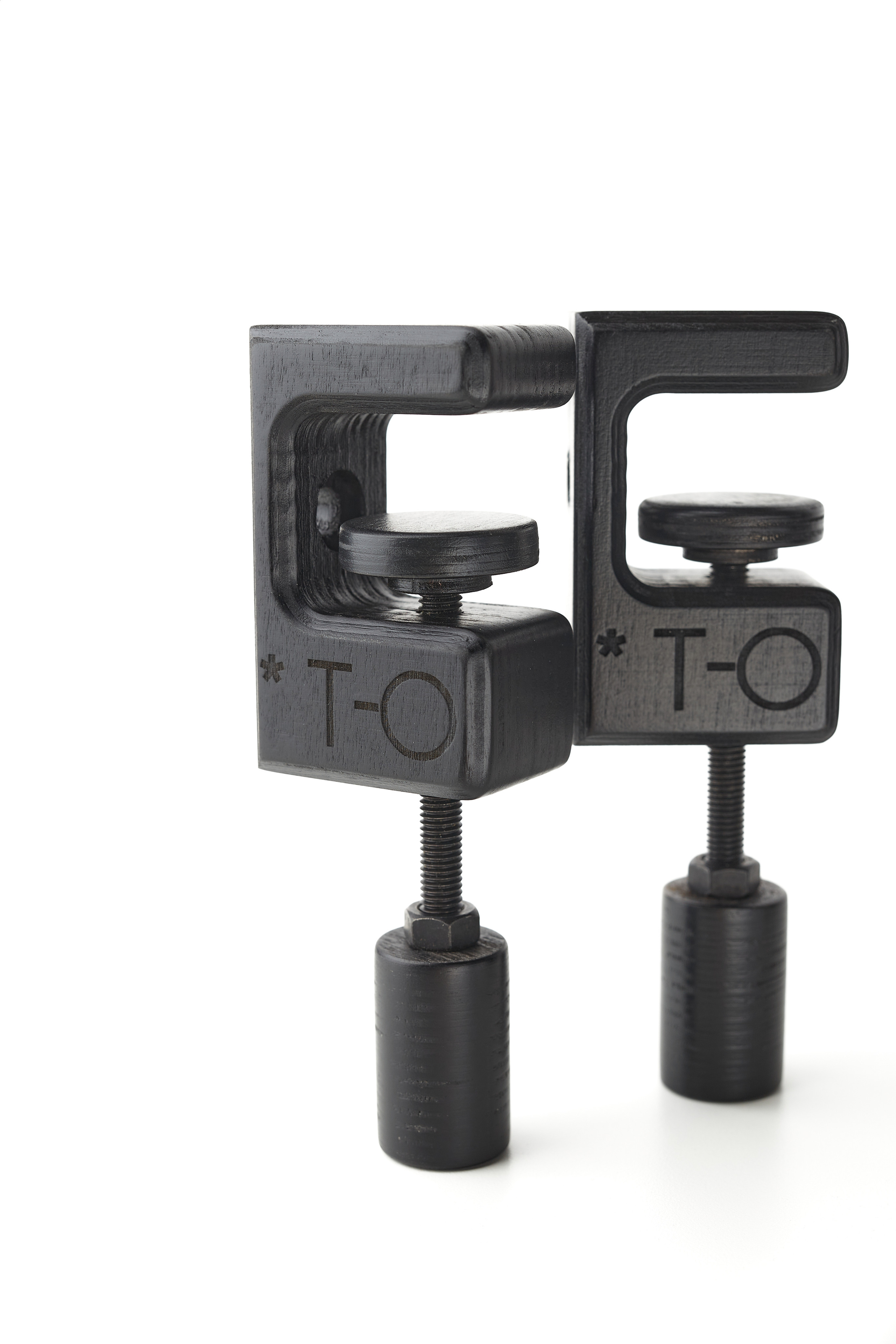 Product photographer in Riga. Photographer in Doha, Qatar