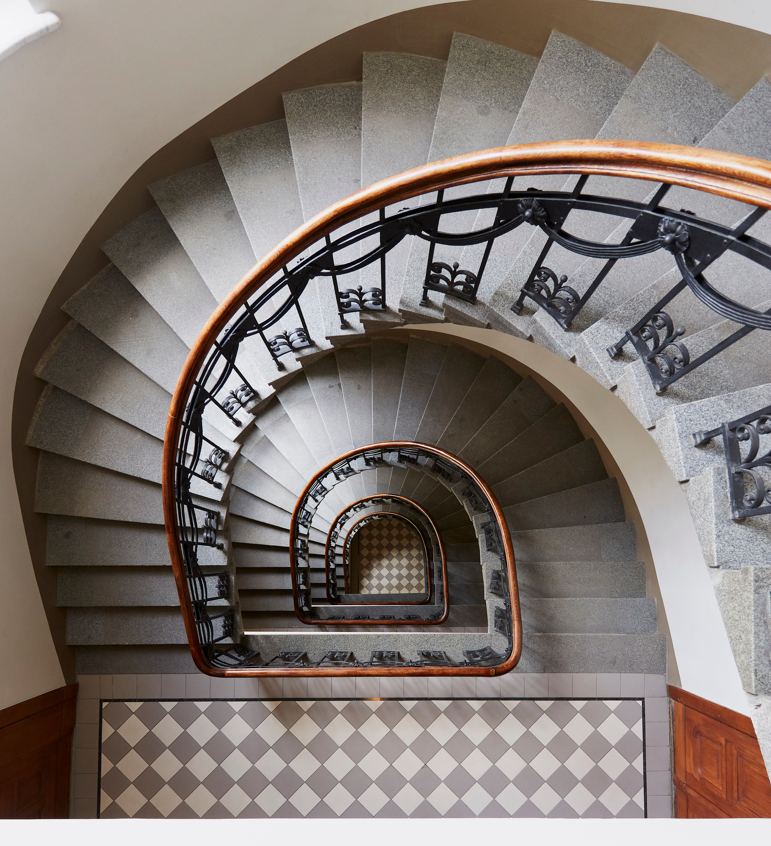 Interior photographer in Riga. Photographer in Doha, Qatar