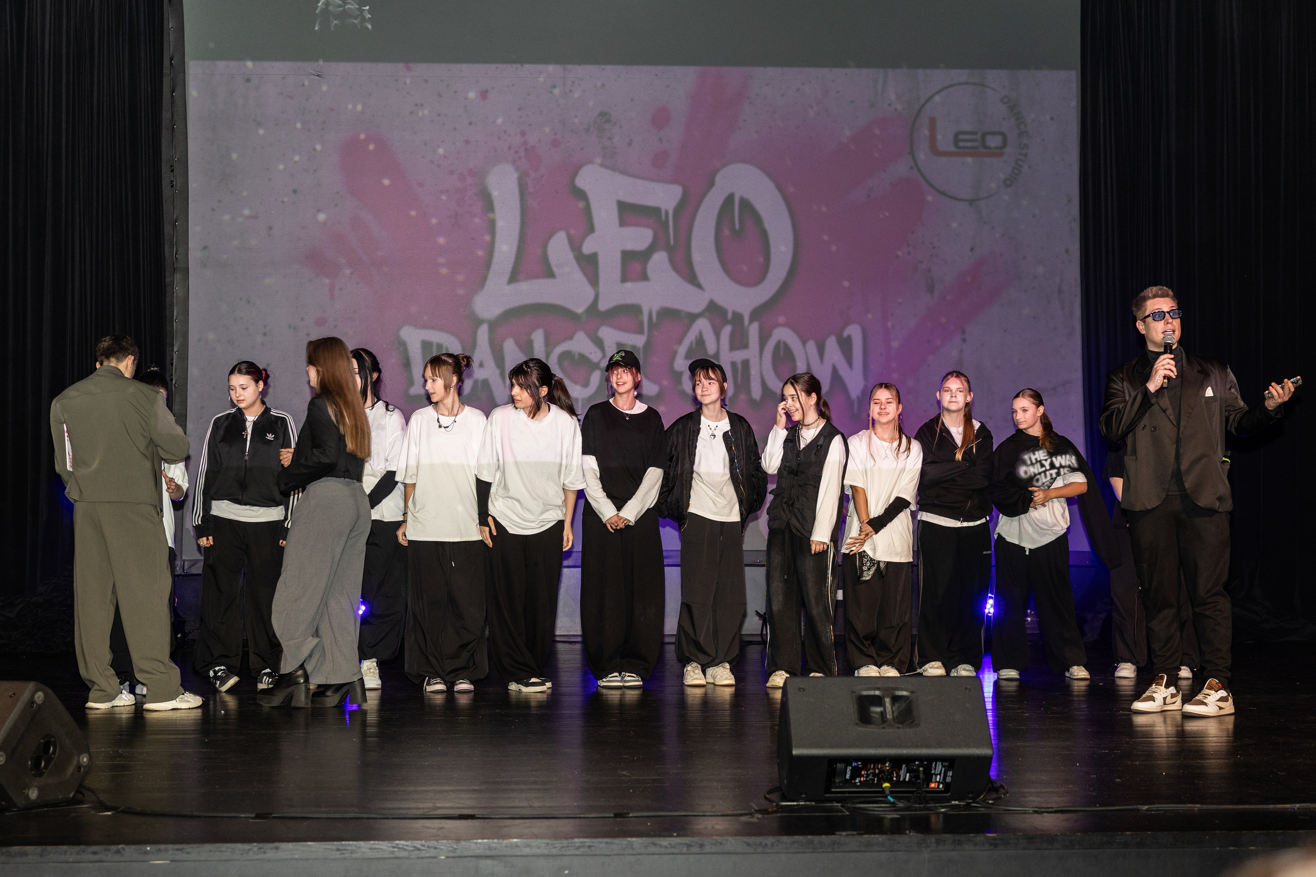 LEO DANCE SHOW WINTER 2025. Семейный и детский фотограф в Варшаве Мила Бобровская