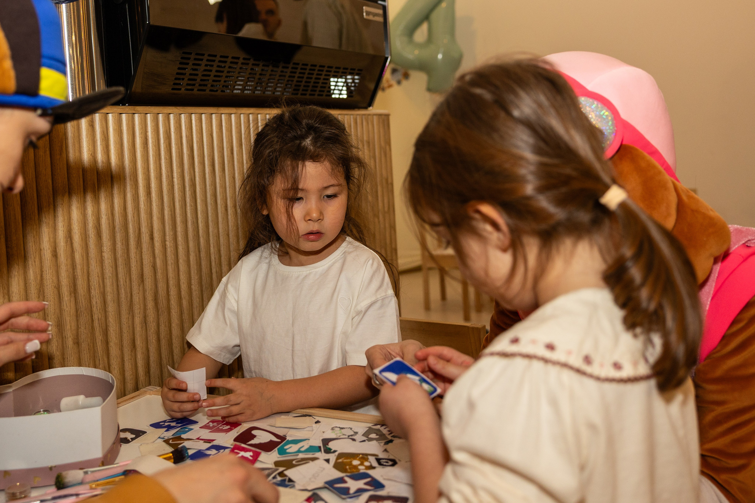 День рождения Артёма 24 января 2026 года. Семейный и детский фотограф в Варшаве Мила Бобровская