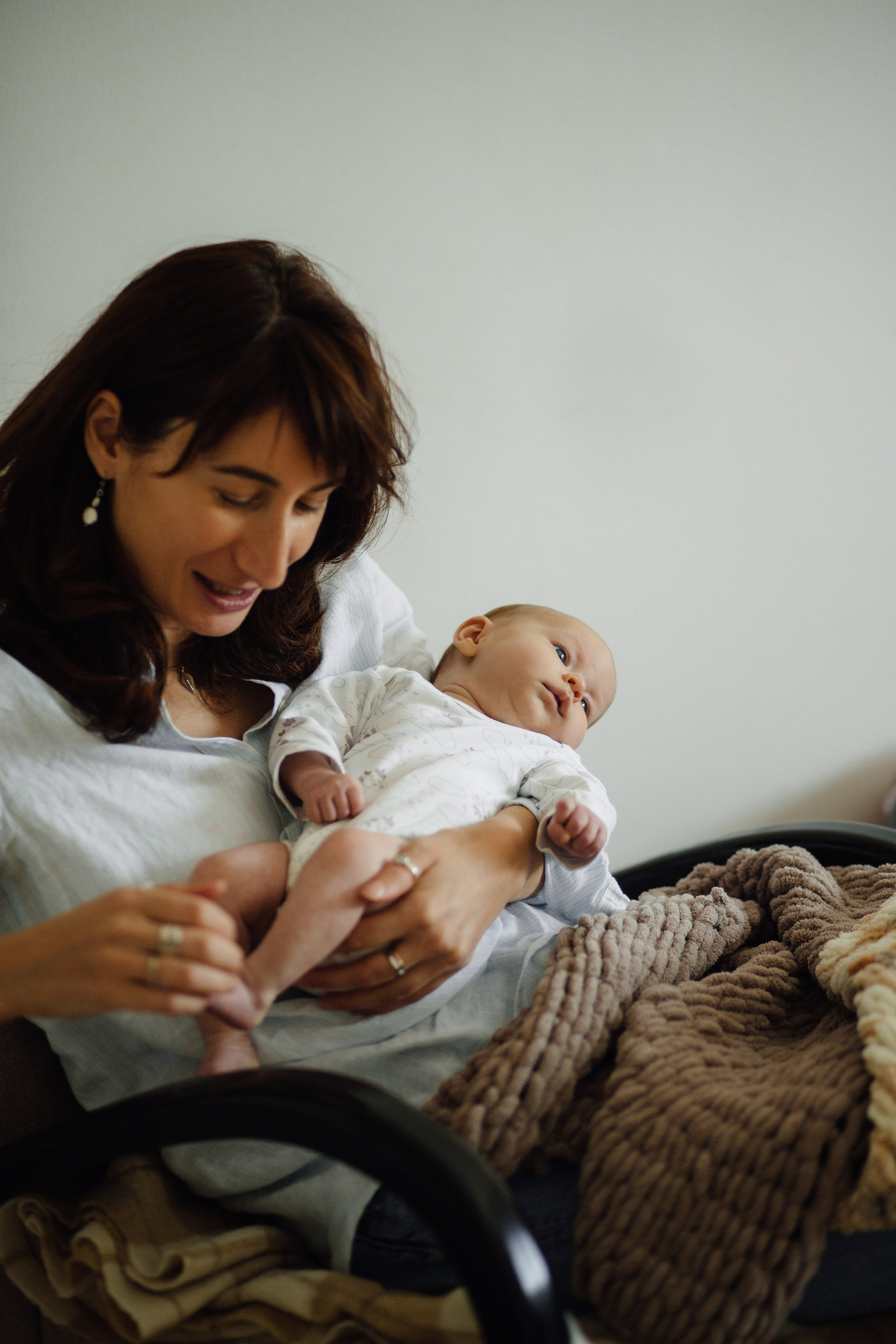 Sweet home / Ayala 3 month. Family photographer in Israel