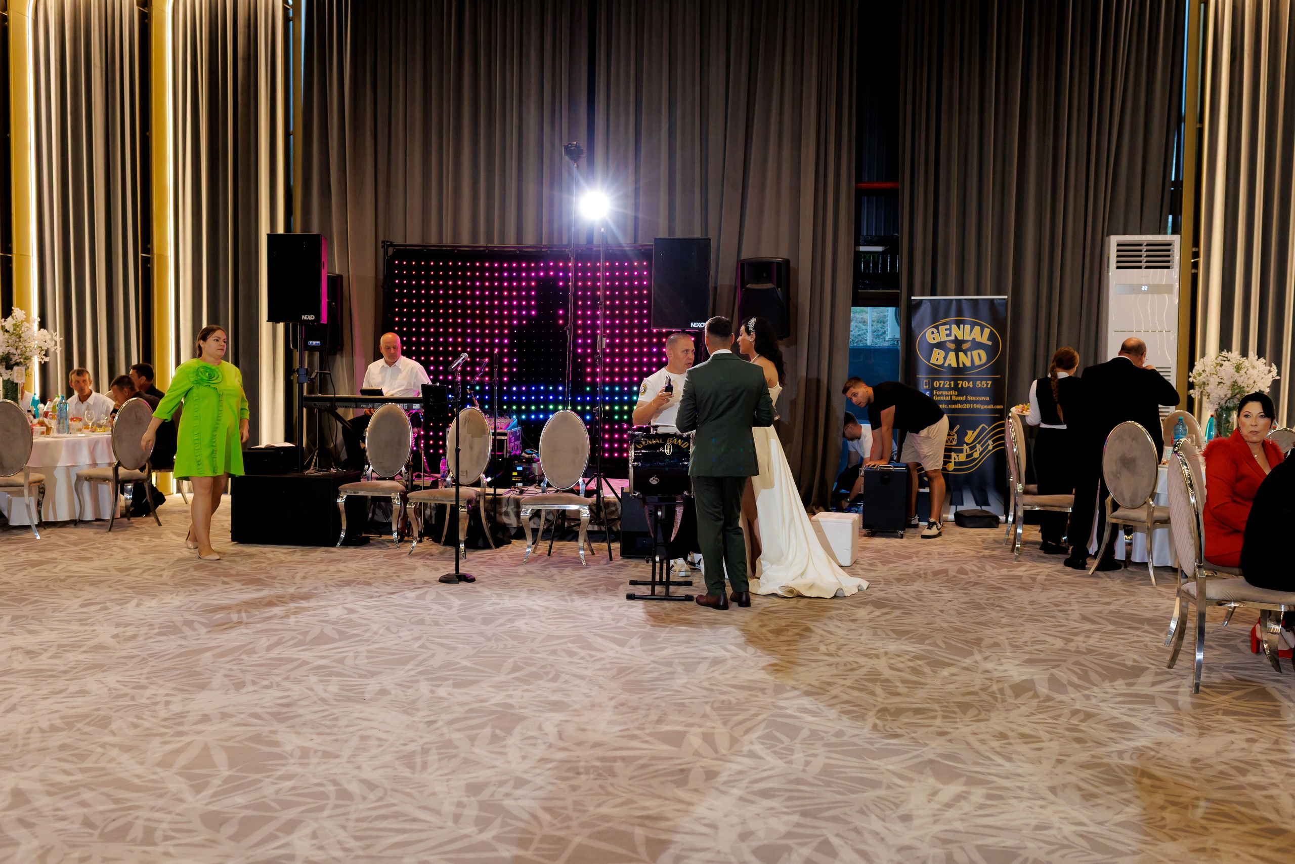 Nunta Nicoleta & Răzvan | Fotografie & Videografie Profesională. Servicii foto-video profesionale, pentru momente de neuitat