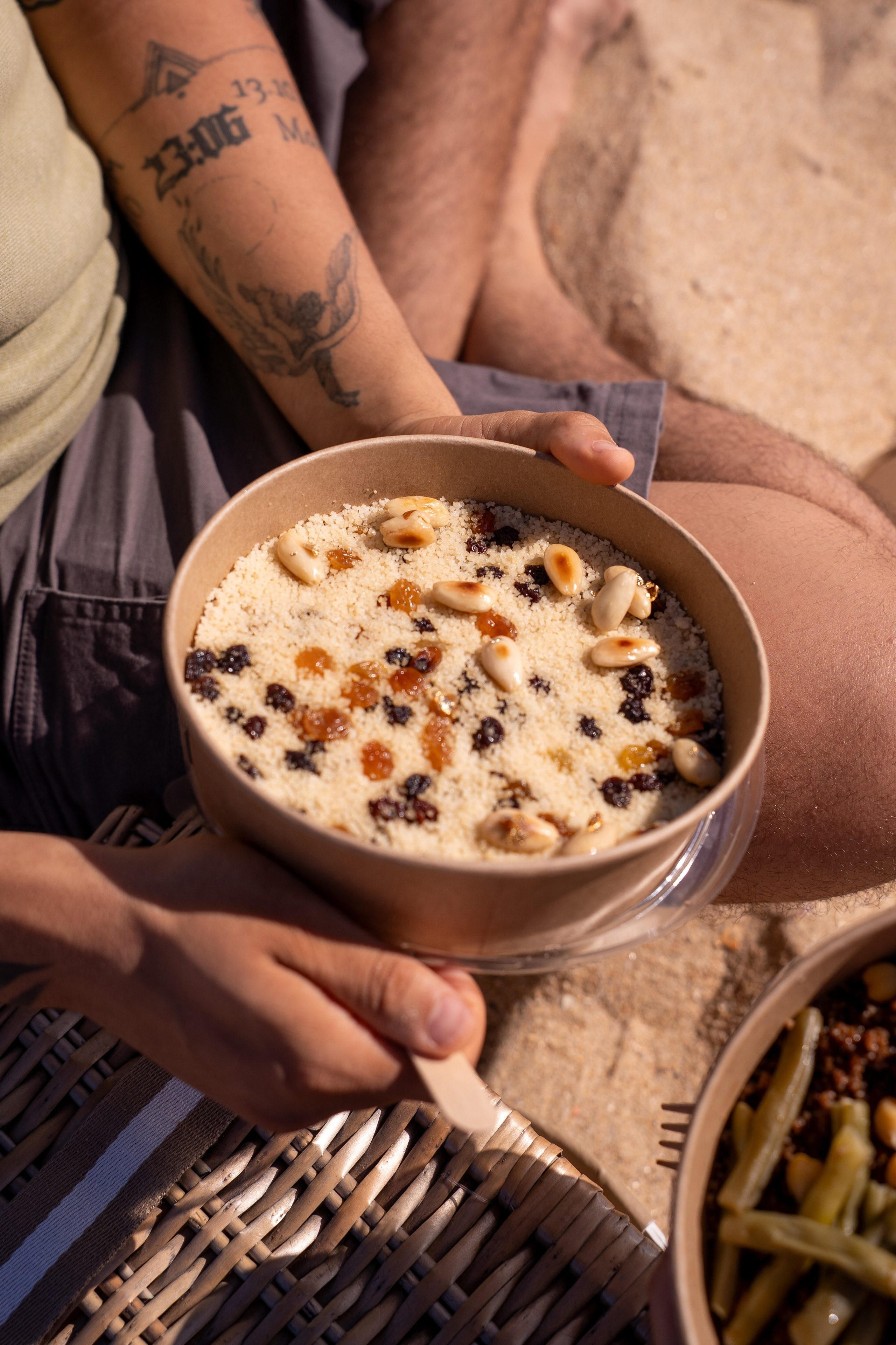 Oriental Bowls — Praia. Frames by Giovani Braga