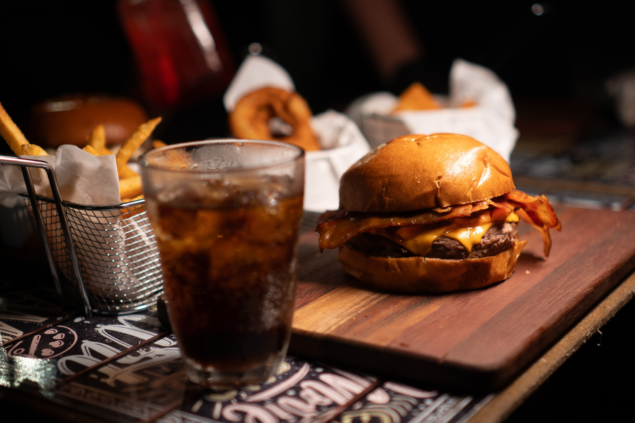 97 Burger. Frames by Giovani Braga