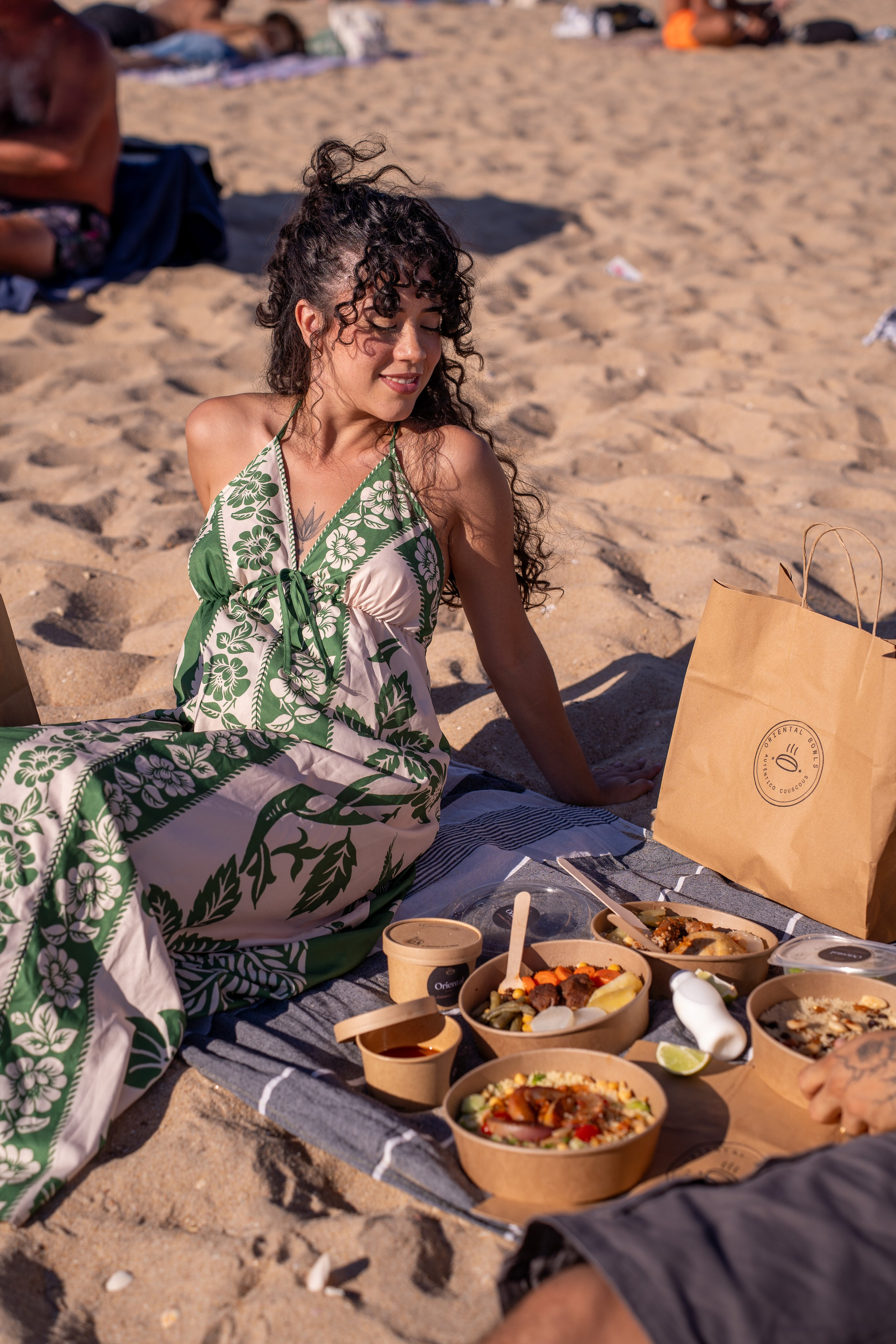 Oriental Bowls — Praia. Frames by Giovani Braga