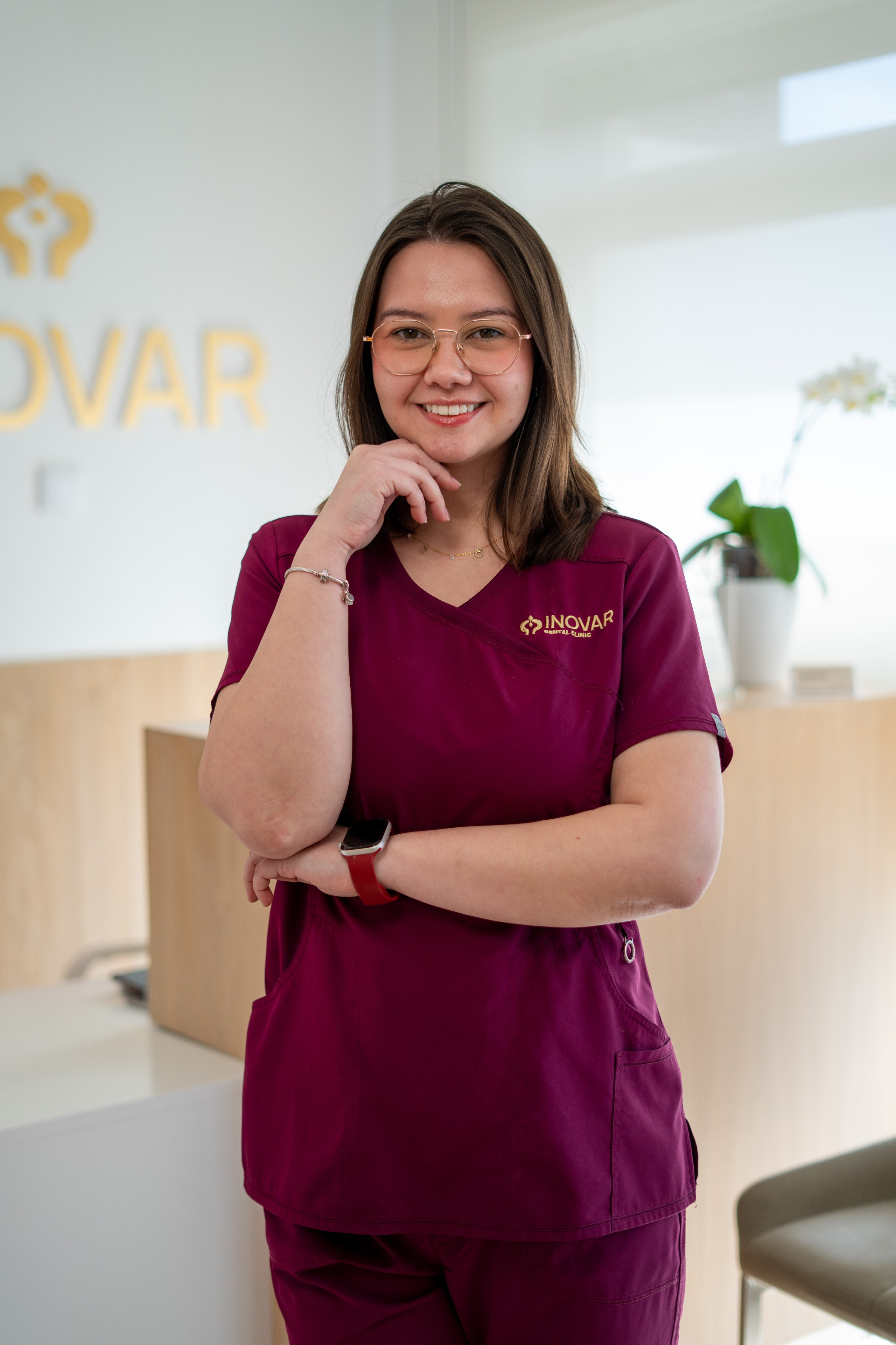 Posicionamento de marca — Inovar Dental Clinic. Frames by Giovani Braga