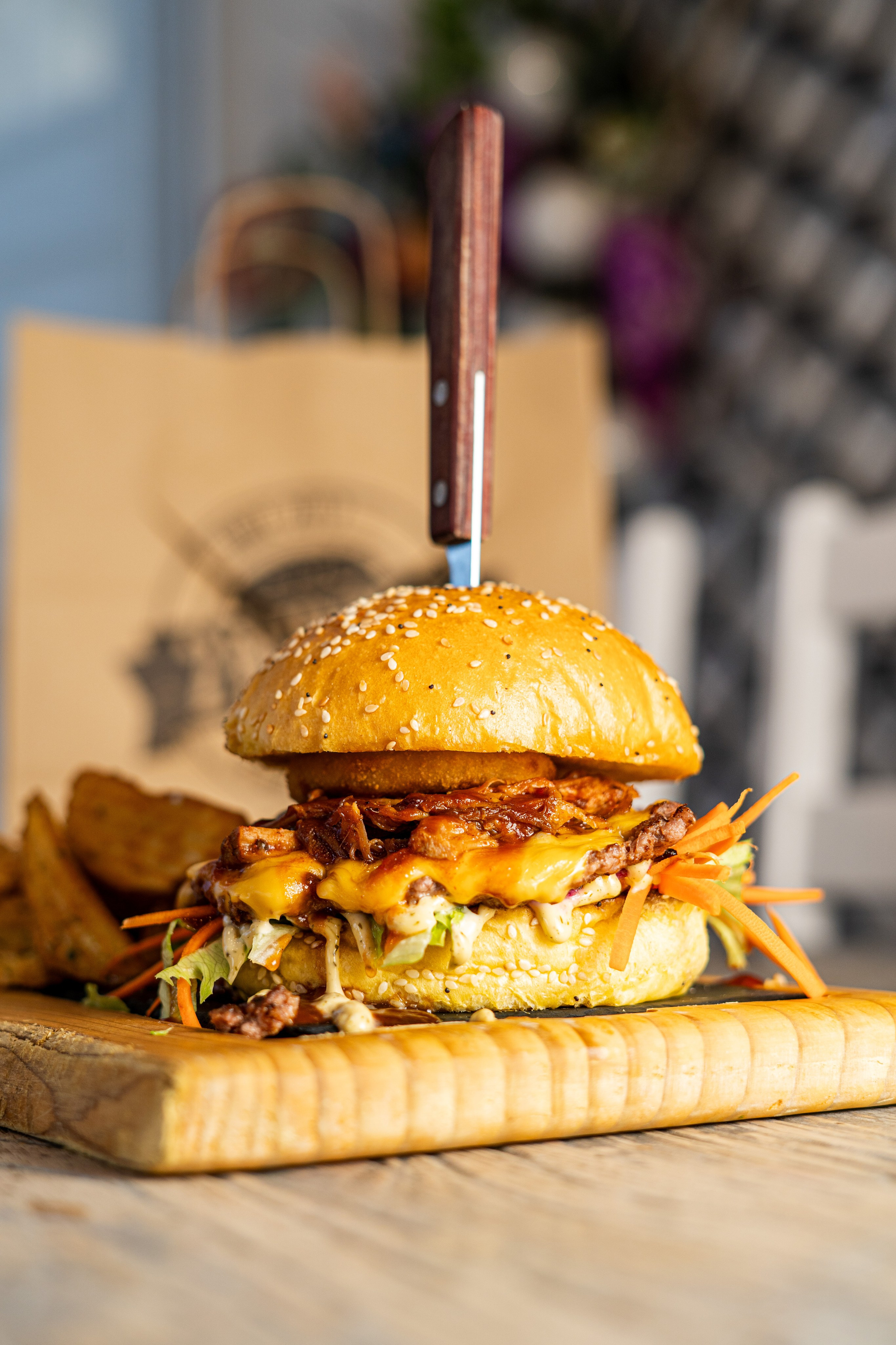 2 Burger. Frames by Giovani Braga